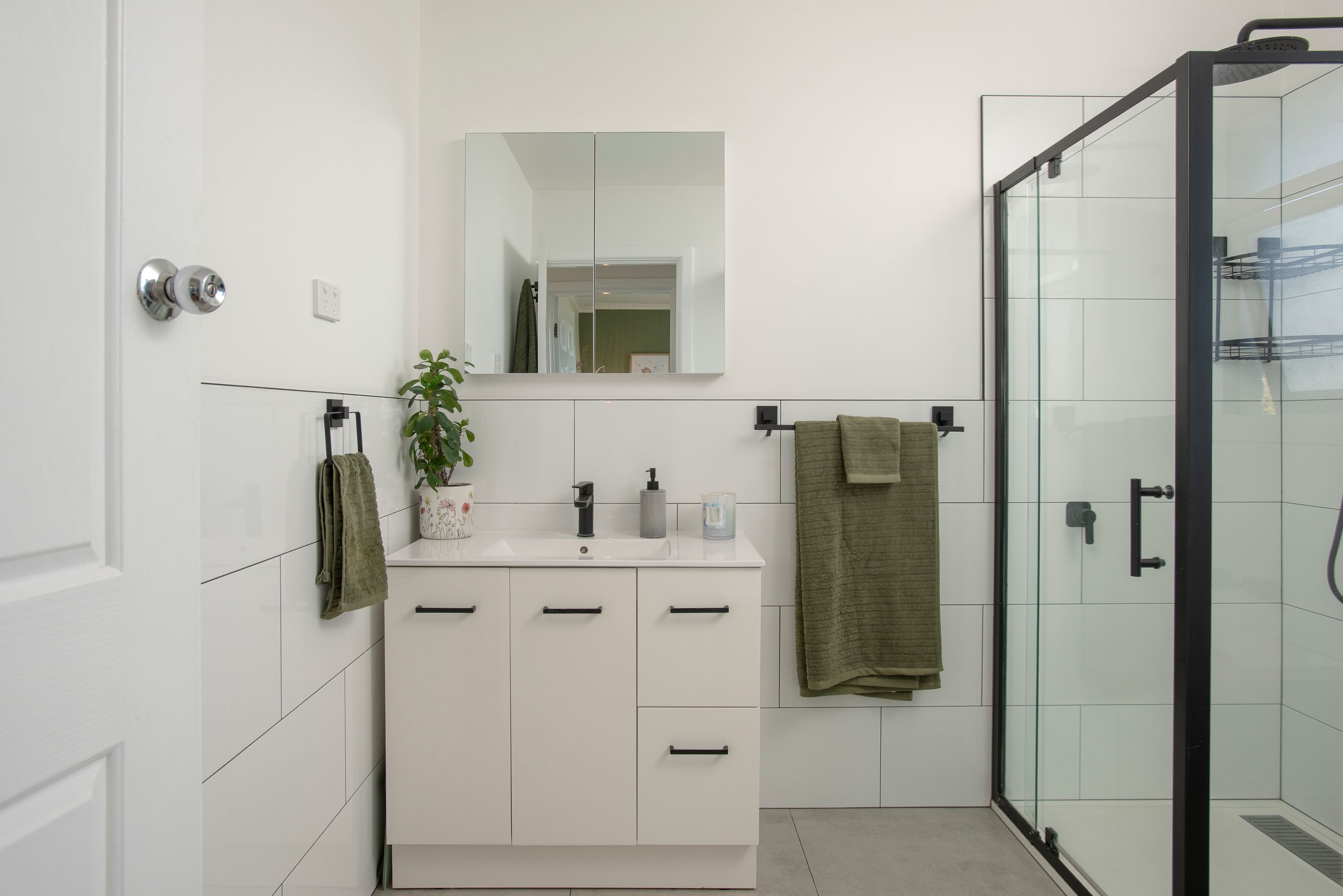2 Kelvin Street — photo 12 of 15