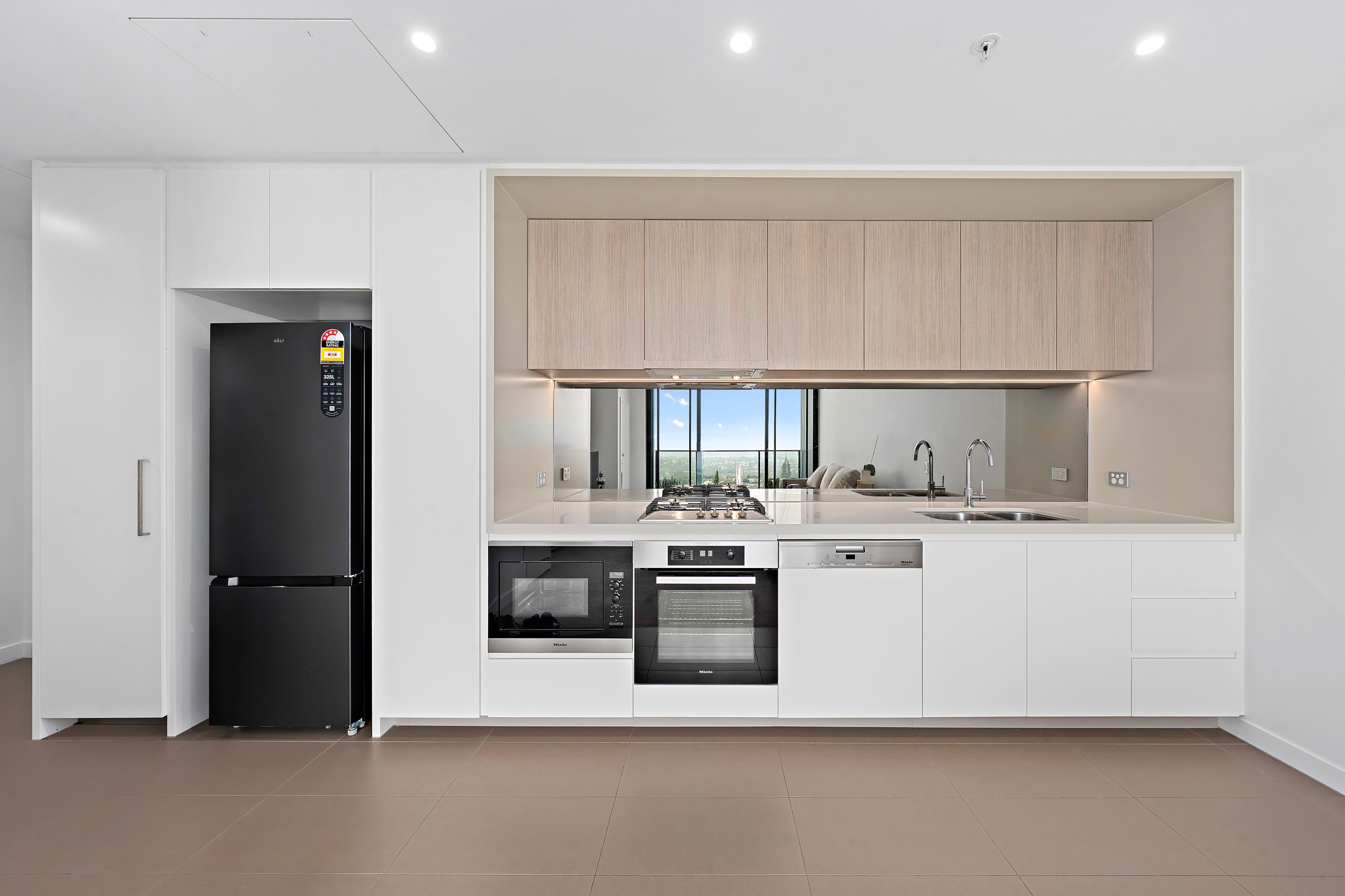 2408/472 Pacific Highway, St Leonards, NSW 2065