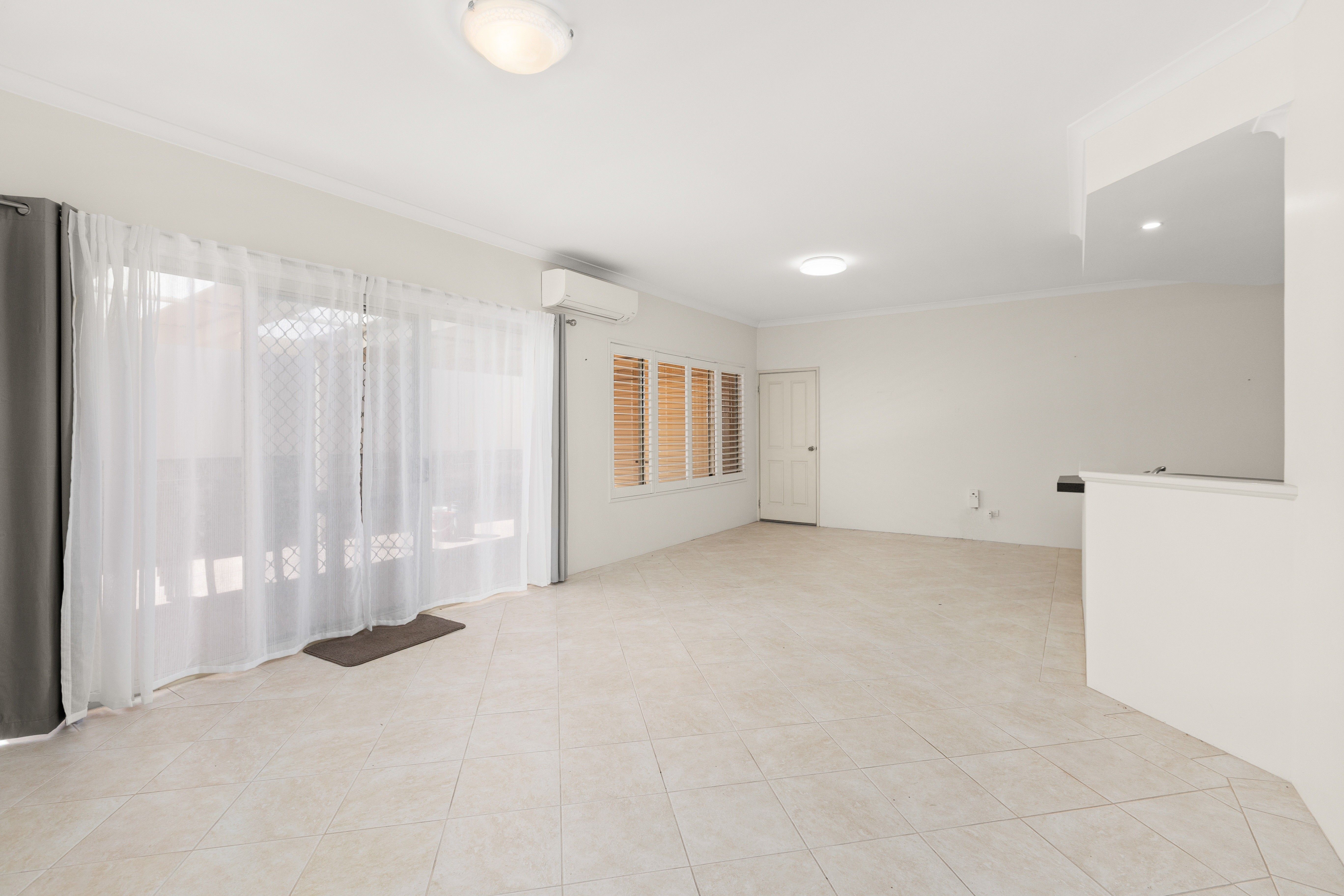 14A Stanbury Crescent — photo 7 of 27