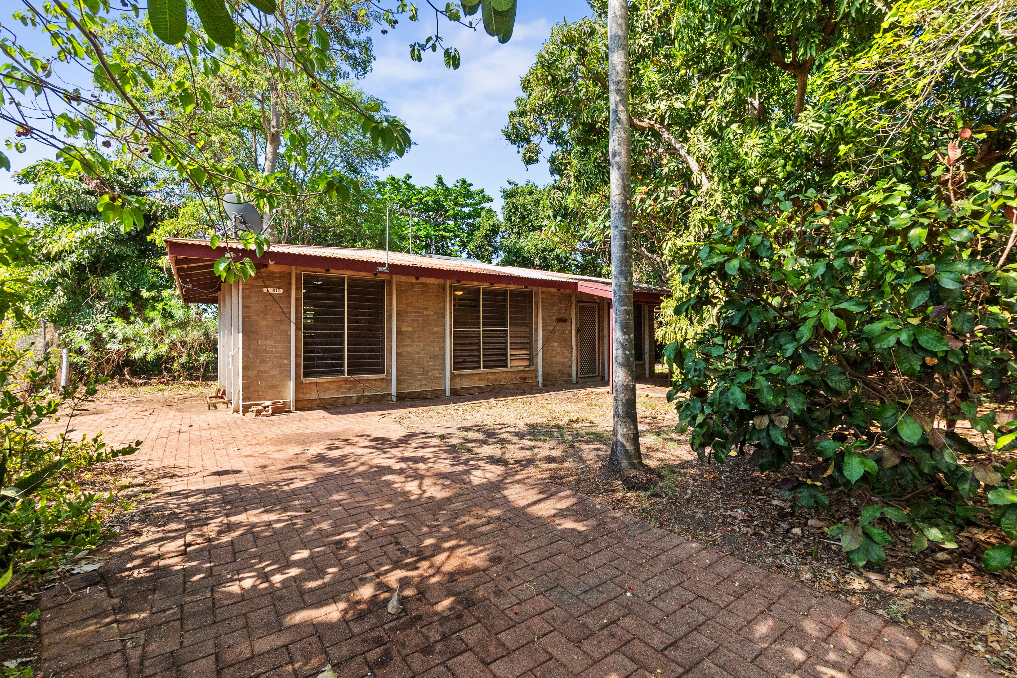 6 Dudley Street — photo from Ray White Bayside