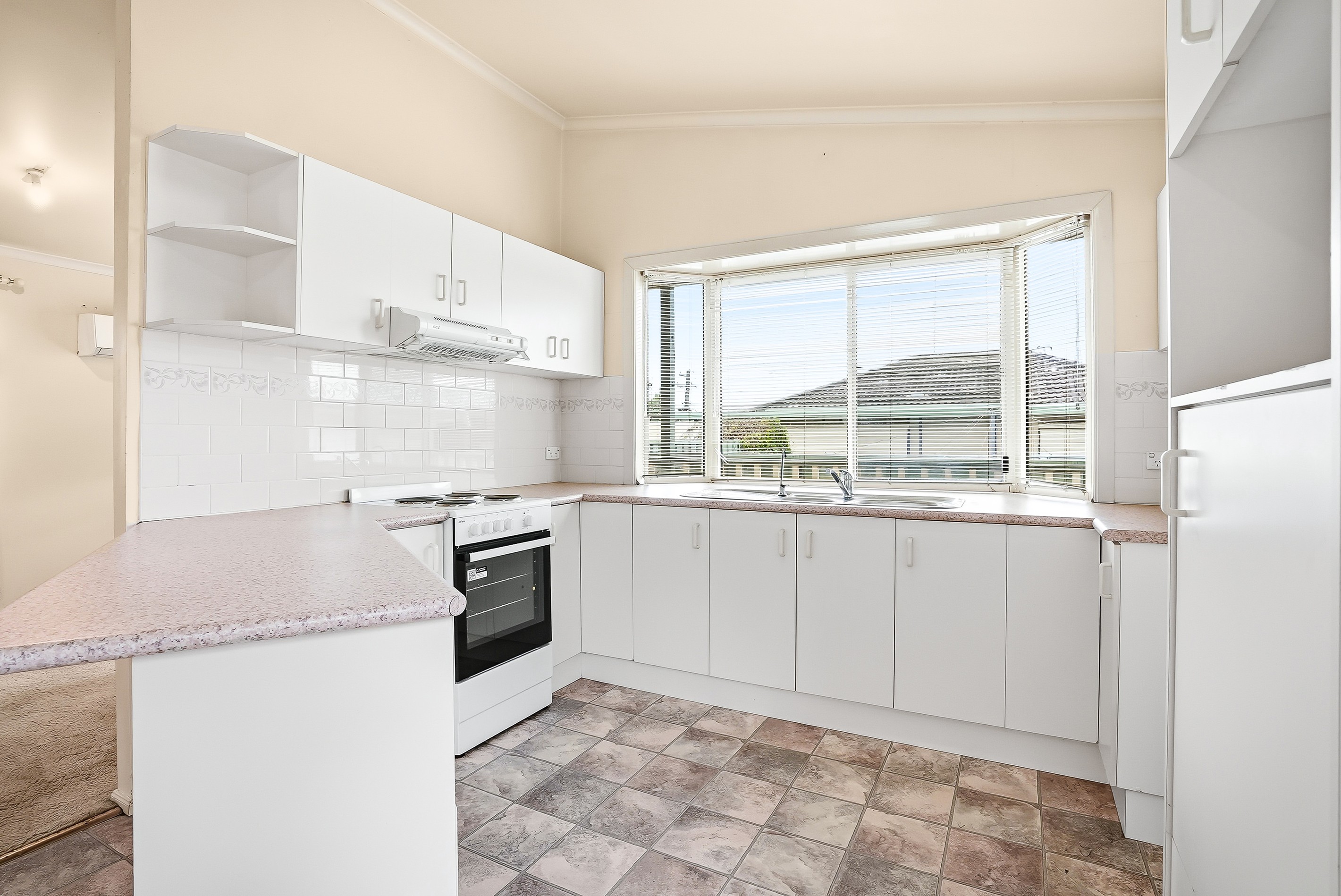 2/51A Robyn Street, Blacktown, NSW 2148