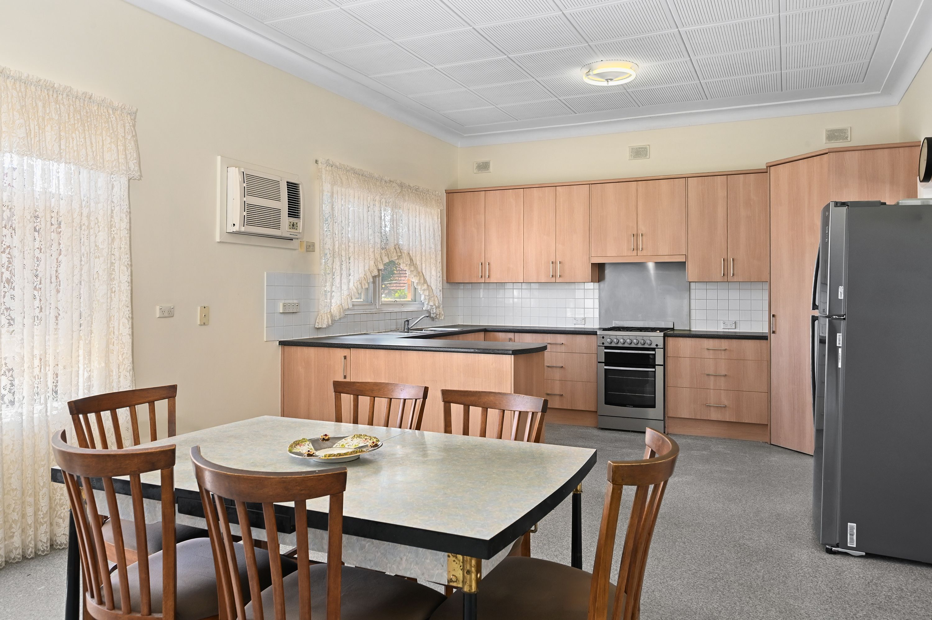 61 Hart Street — photo 3 of 26