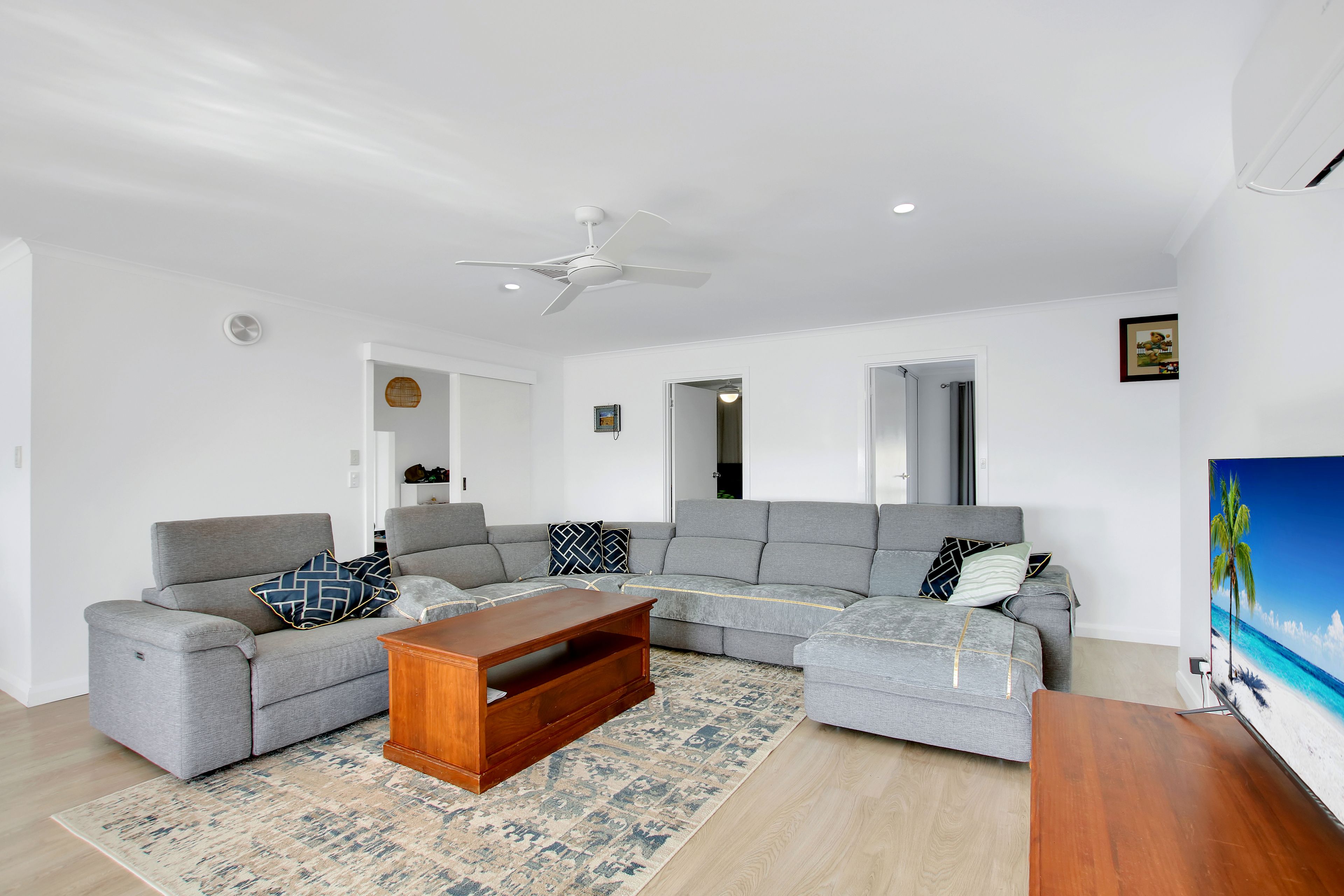 26 Marschall Street — photo 4 of 28