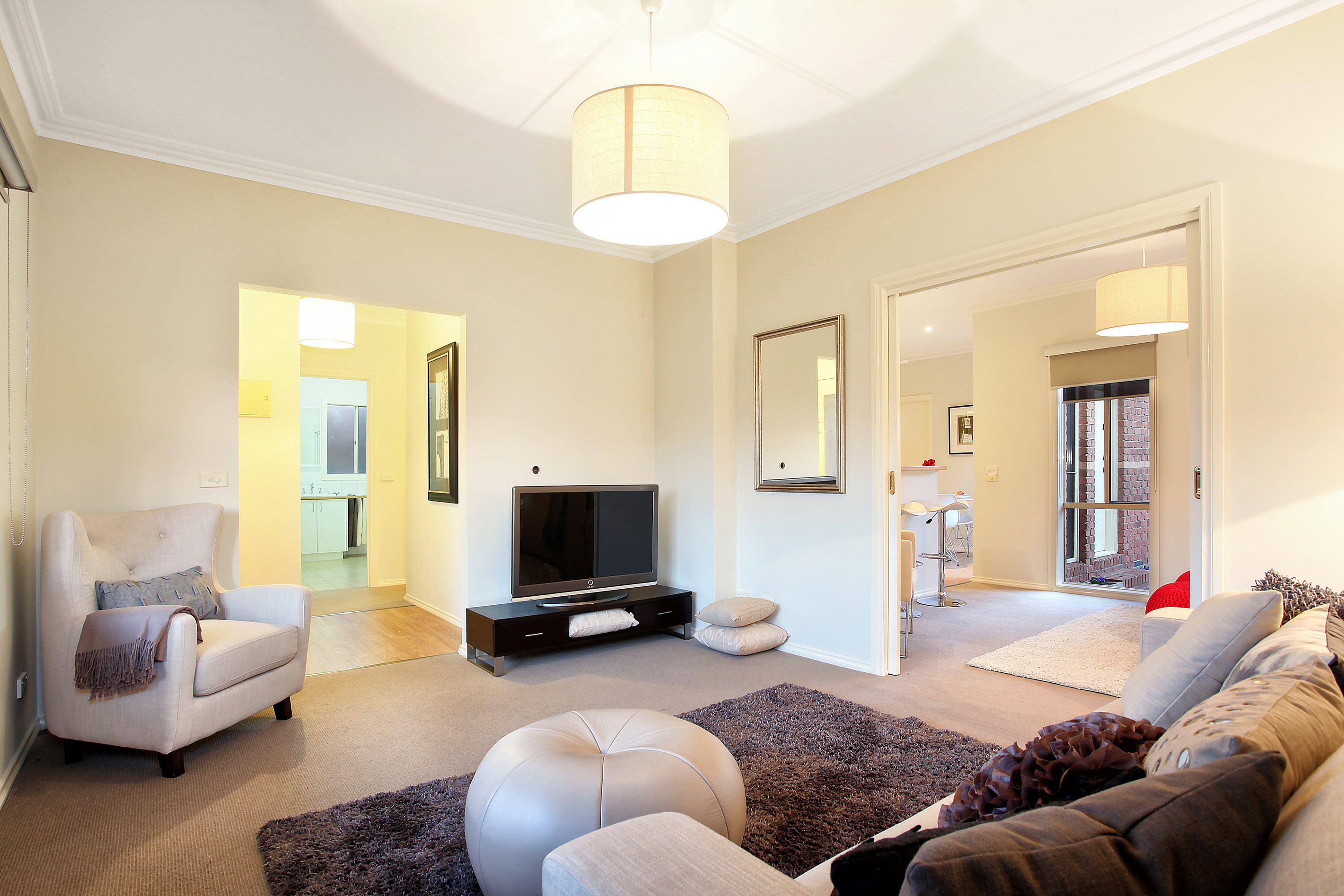 2/18 Calembeena Avenue, Hughesdale, VIC 3166