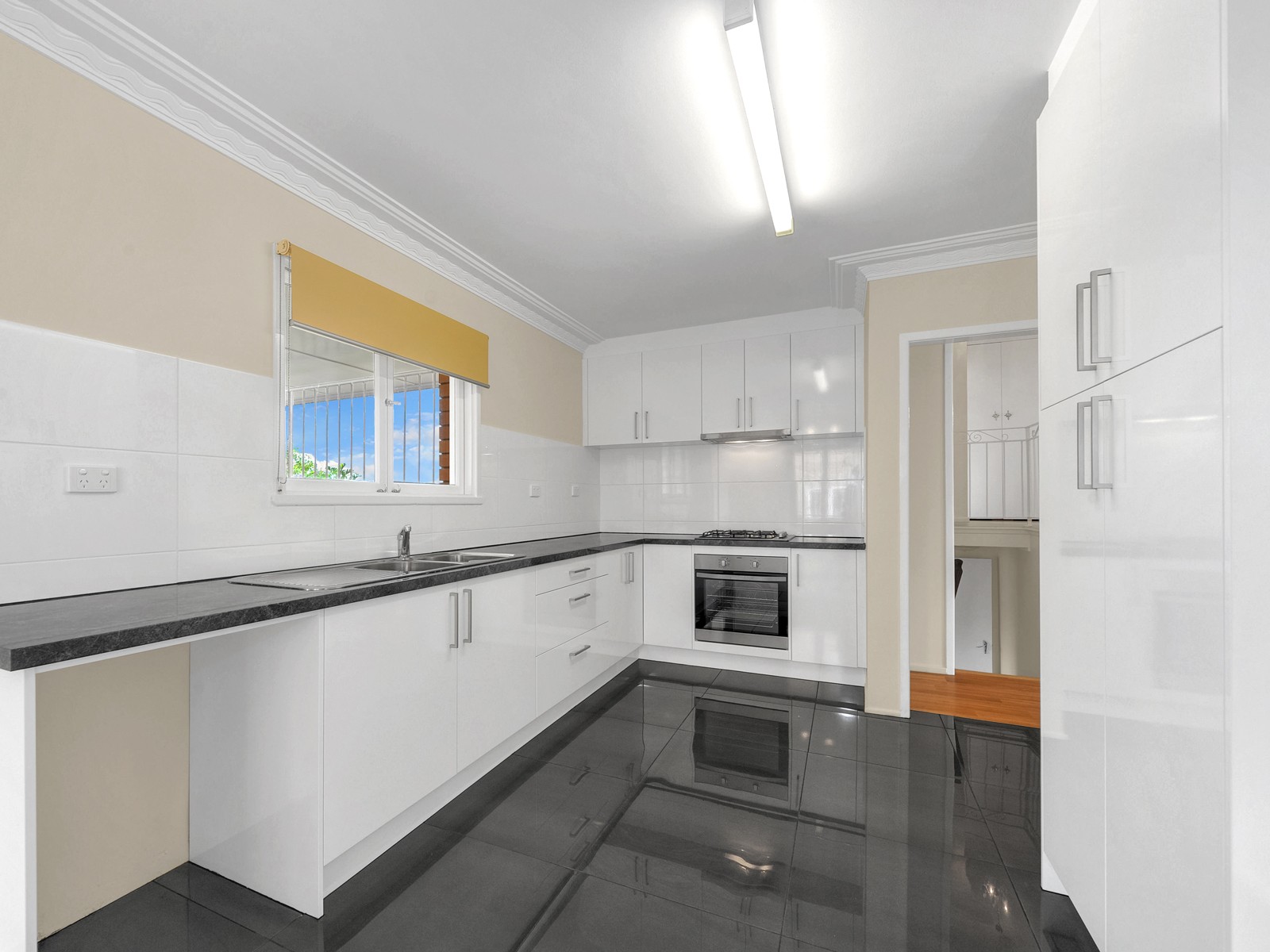 15 Fairlane Street, Chermside West, QLD 4032