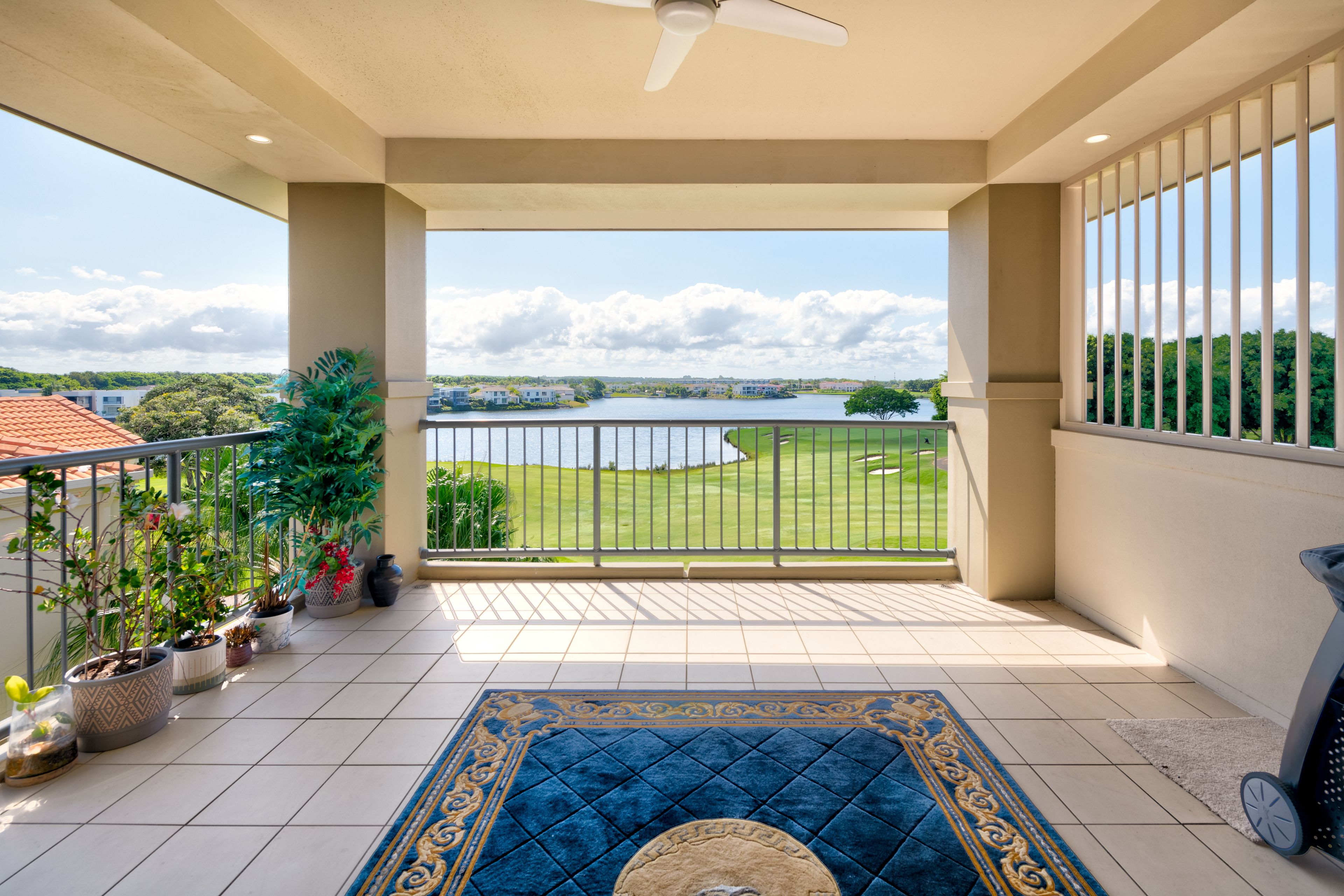 8416 Magnolia Drive East, Hope Island, QLD 4212