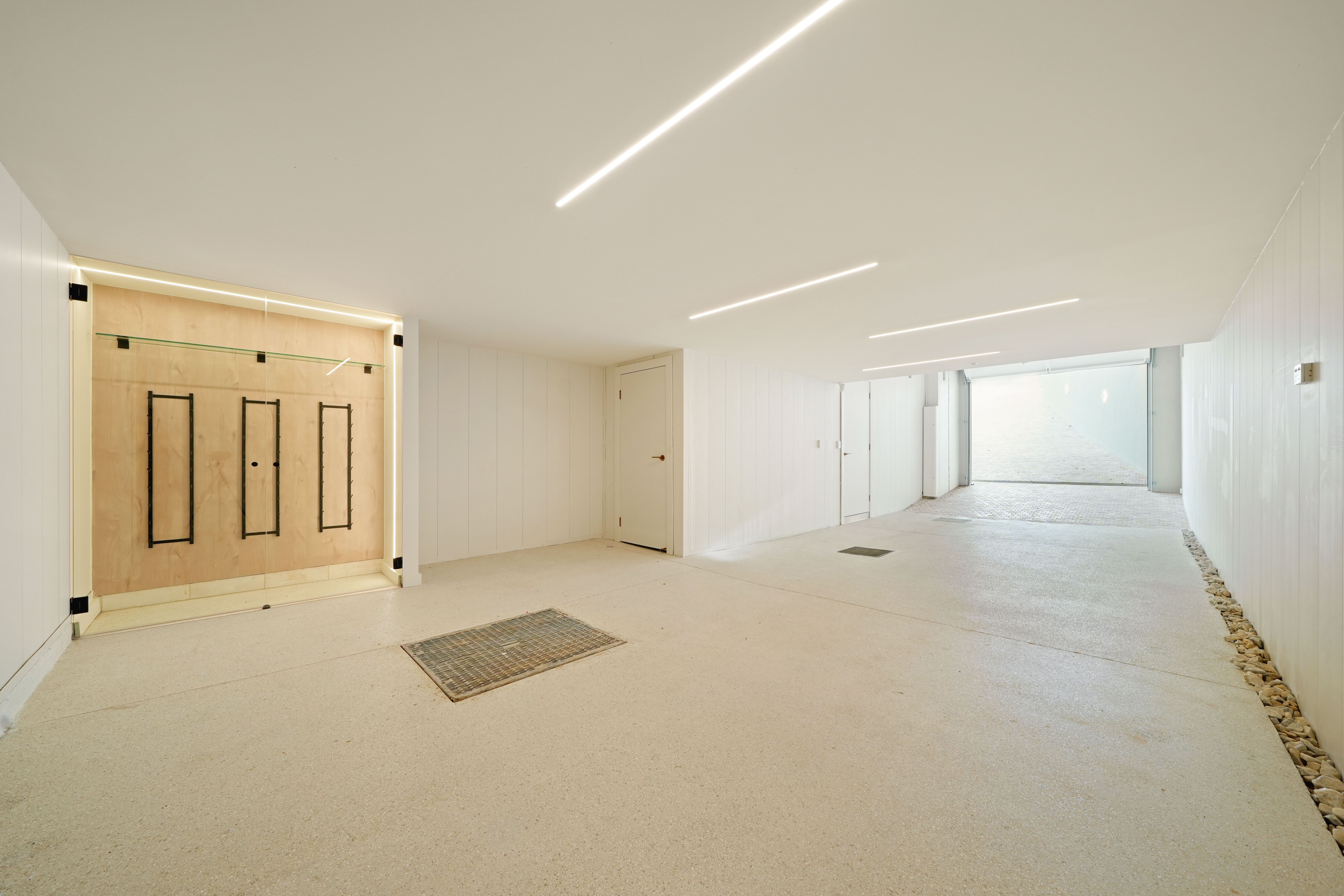 10 Dyson Street — photo 9 of 13