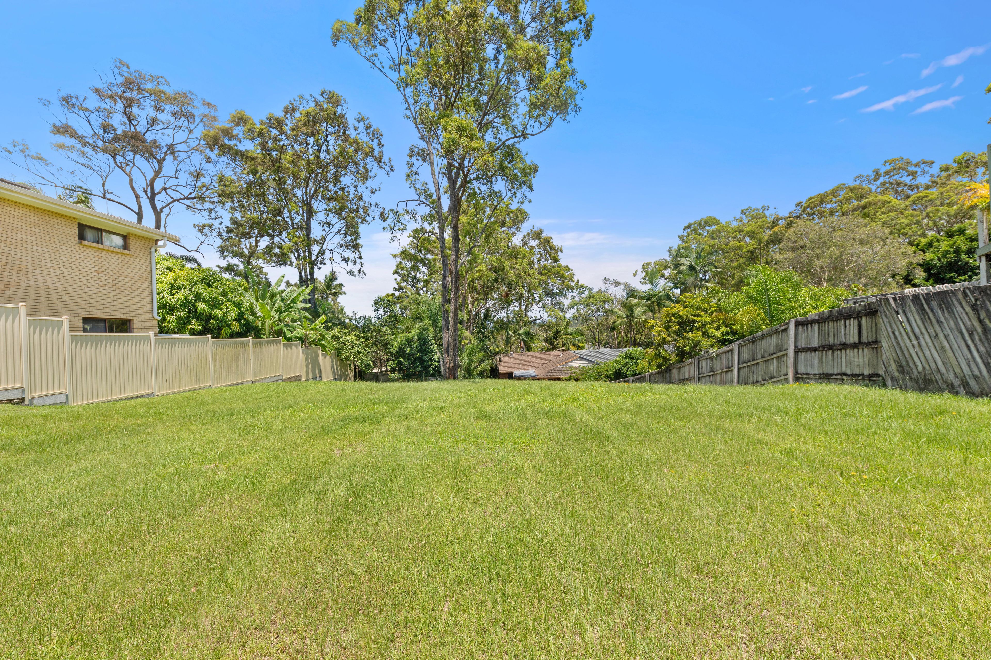 16 McCowan Street, Ashmore, QLD 4214