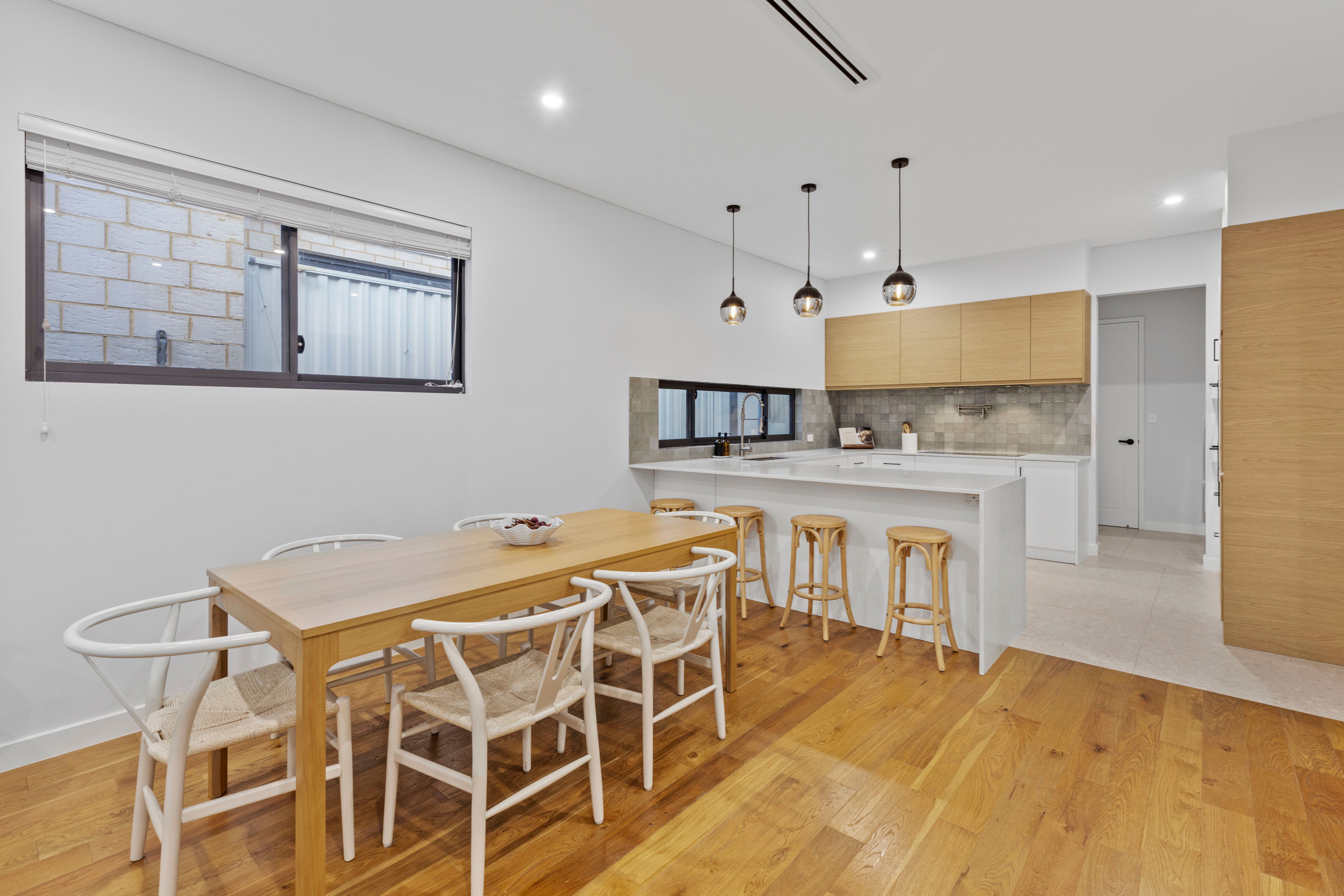 5 Addison Way — photo 10 of 24