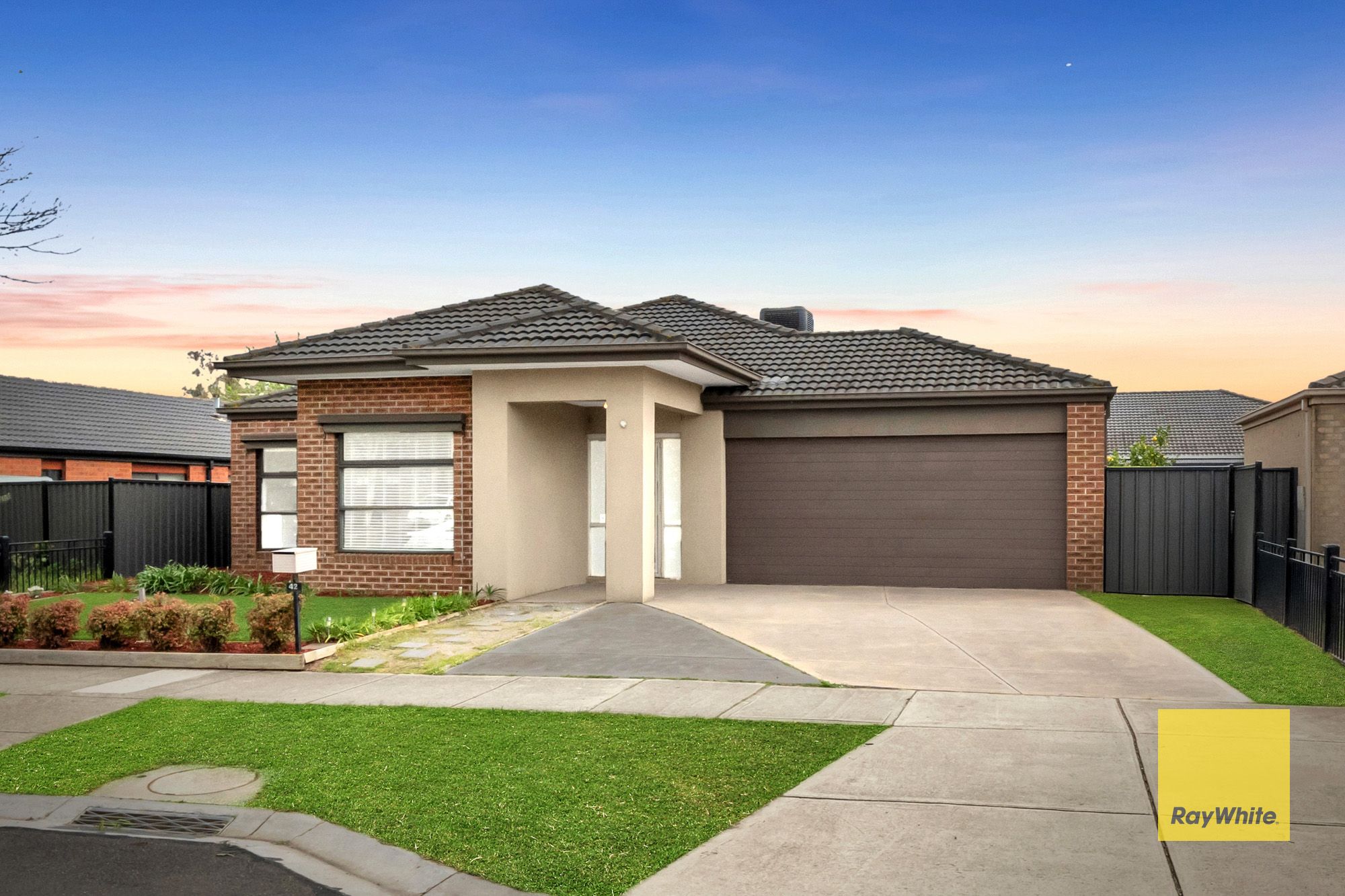 42 Hummingbird Boulevard, Tarneit, VIC 3029