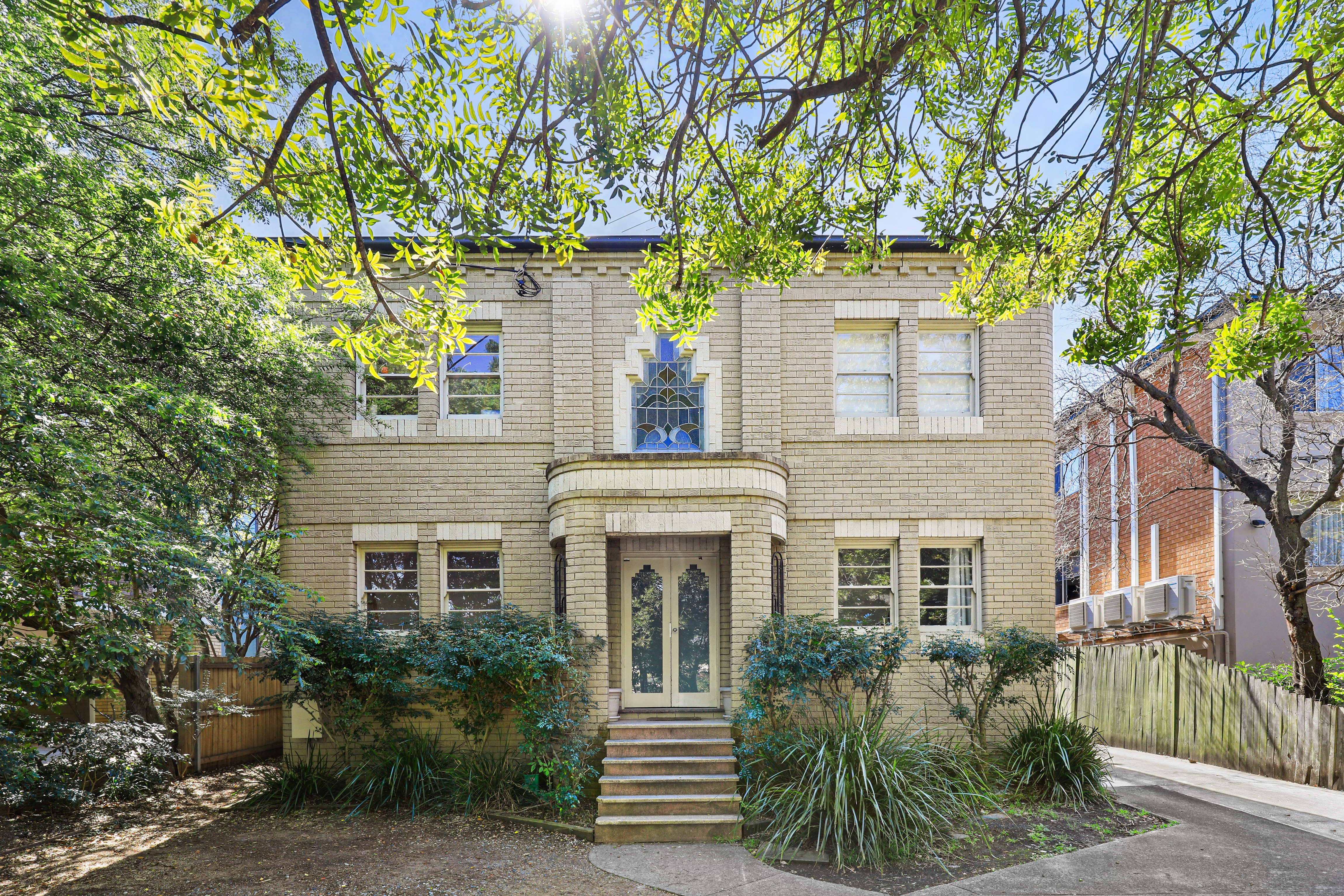 2/48 Grosvenor Crescent, Summer Hill, NSW 2130