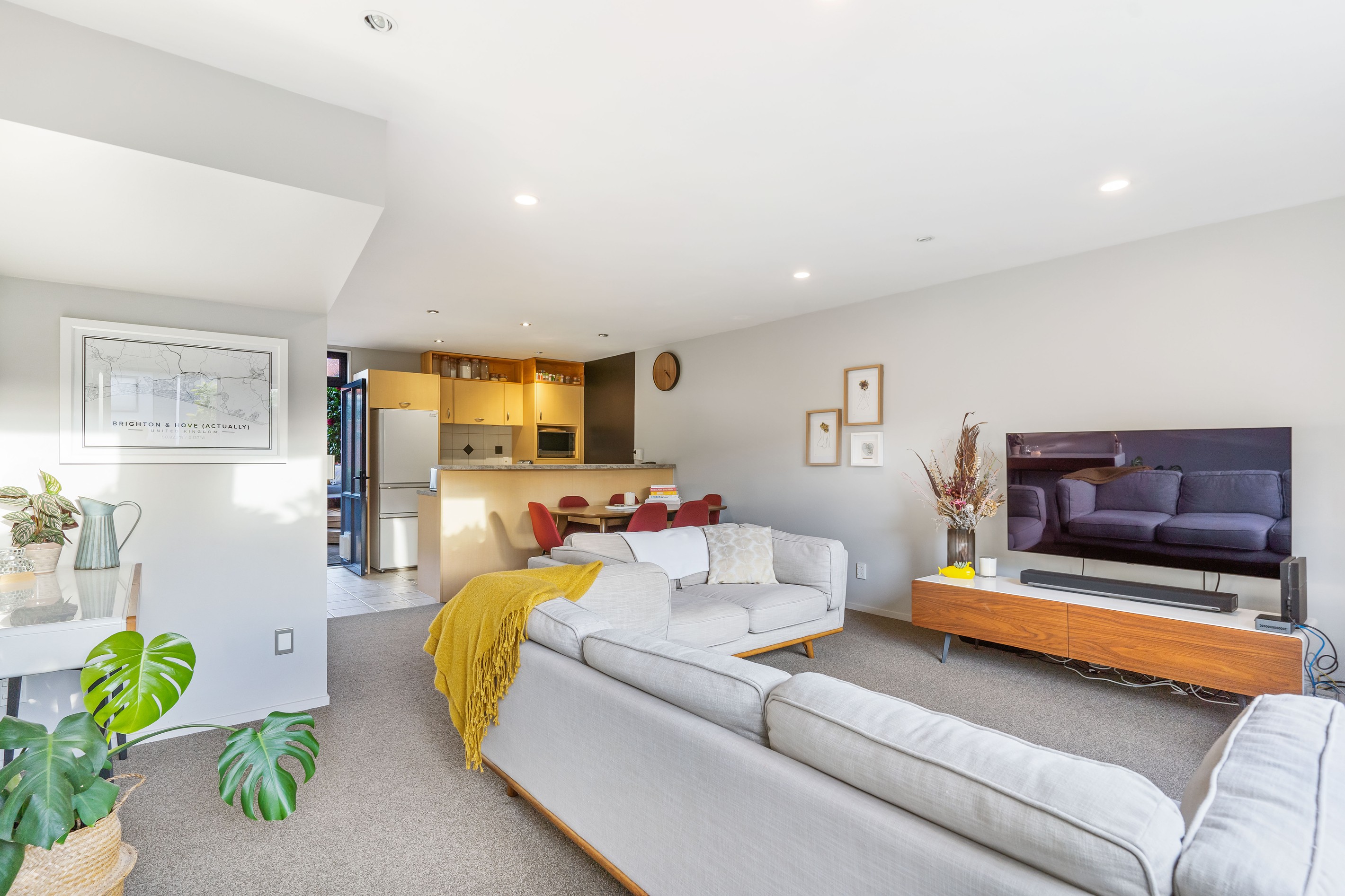 10/8 Soljak Place, Mount Albert, Auckland City