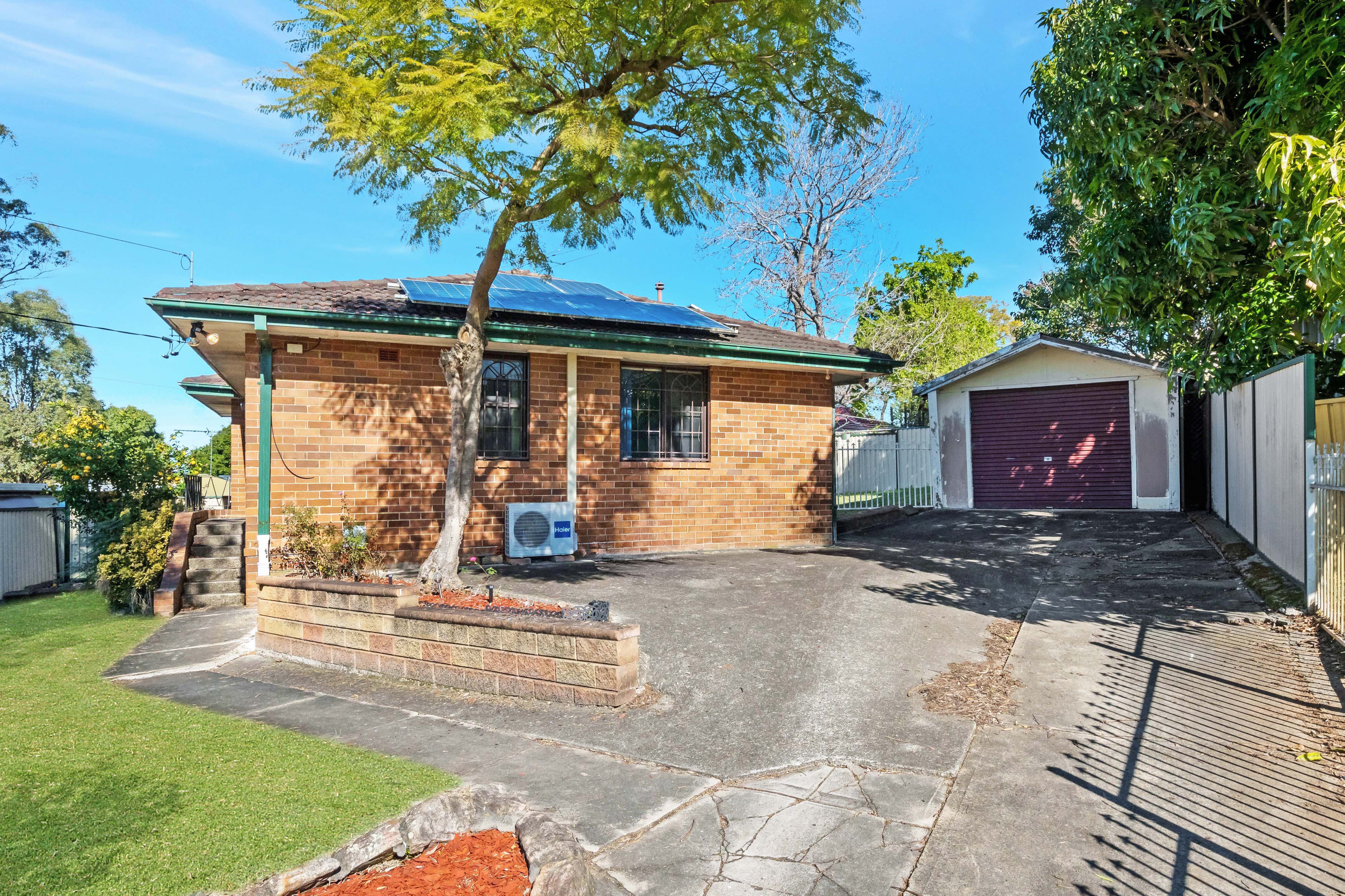 10 Leigh Place, Ashcroft, NSW 2168