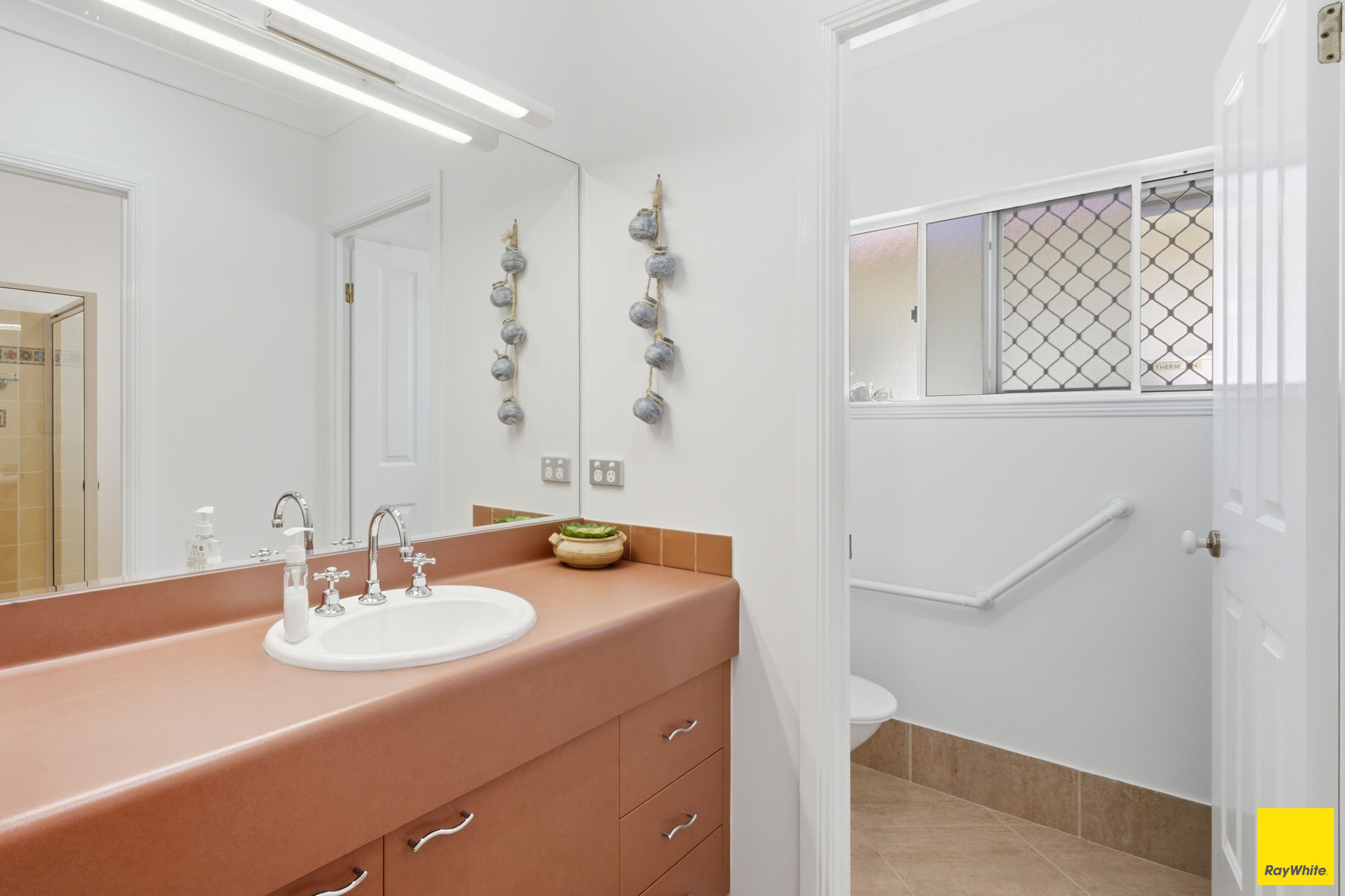 39 Hibiscus Court — photo 13 of 26