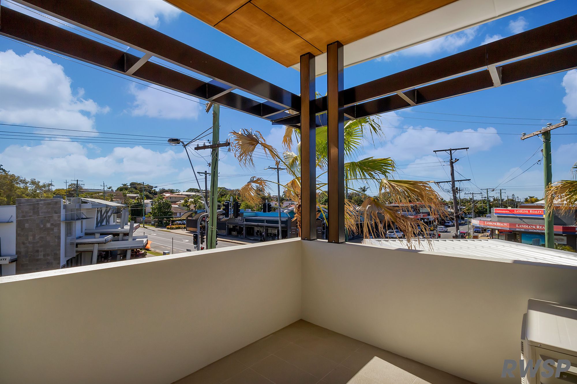 1/58 Brooke Avenue, Southport, QLD 4215