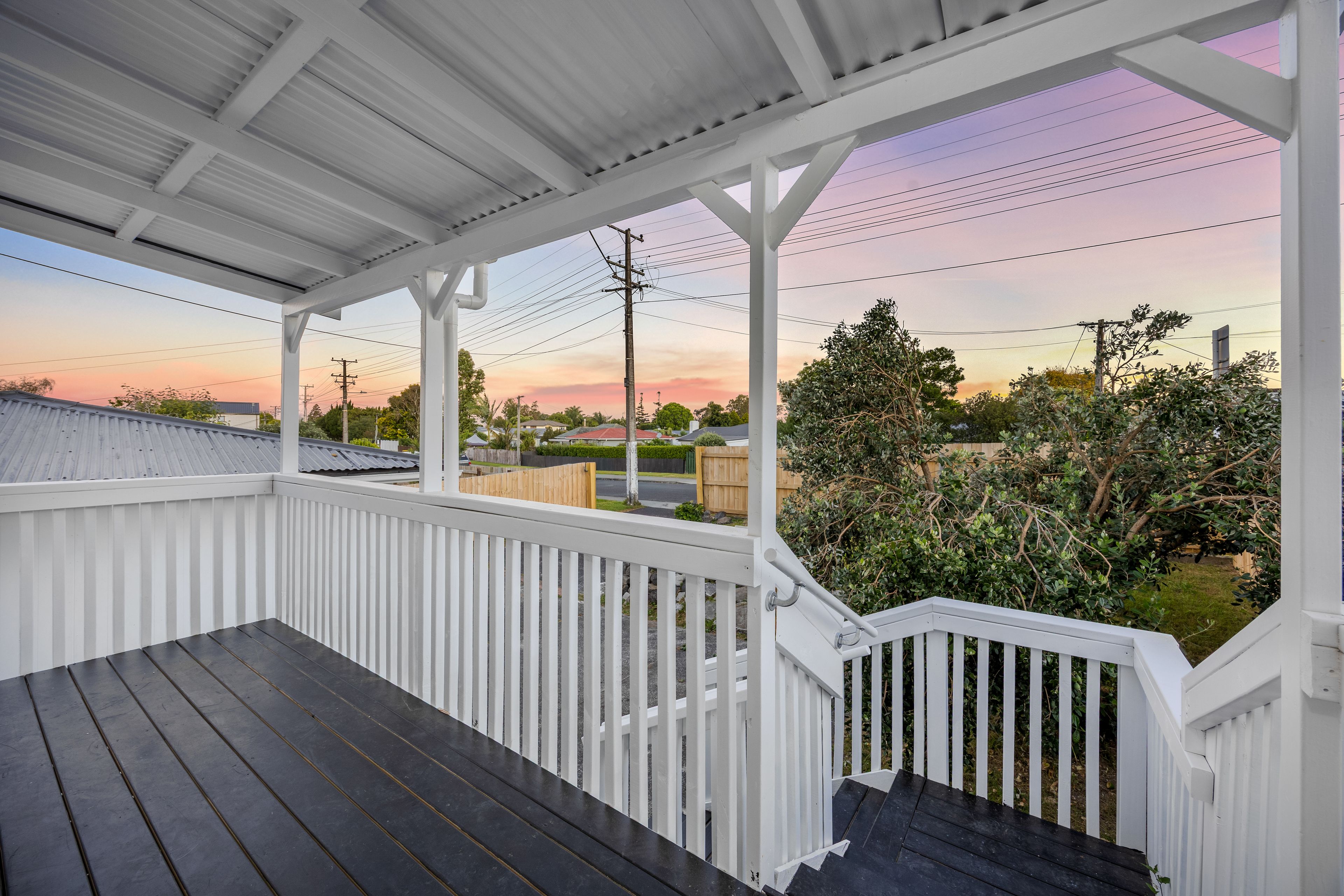 1/2 Enderby Drive, Te Atatu Peninsula, Waitakere City