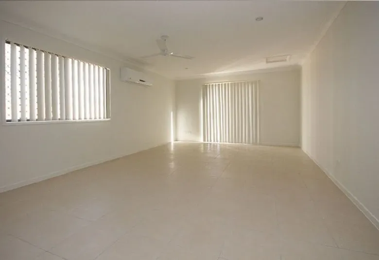 1/59 Brentwood Drive, Bundamba, QLD 4304