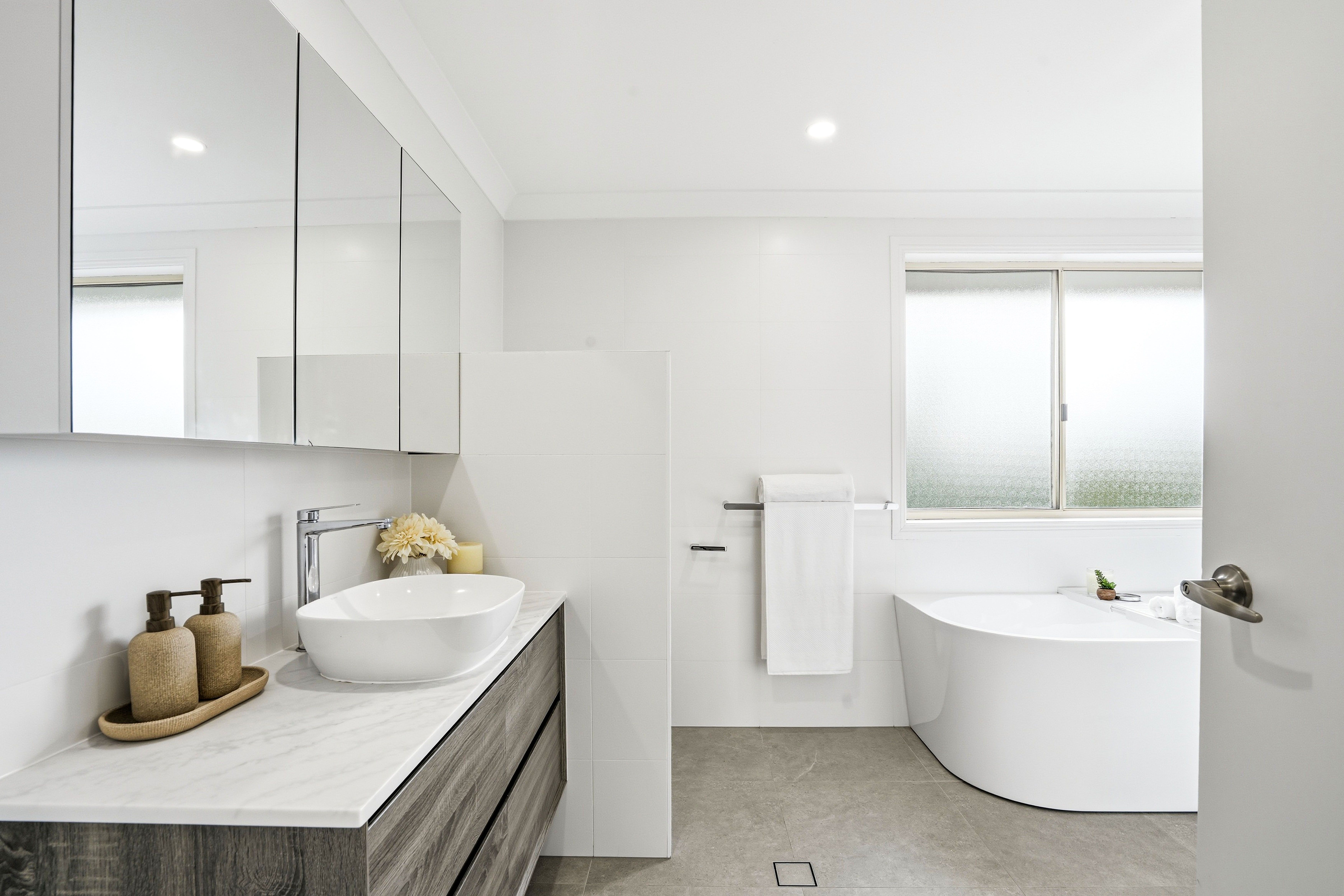 5 Grandoaks Place — photo 11 of 18
