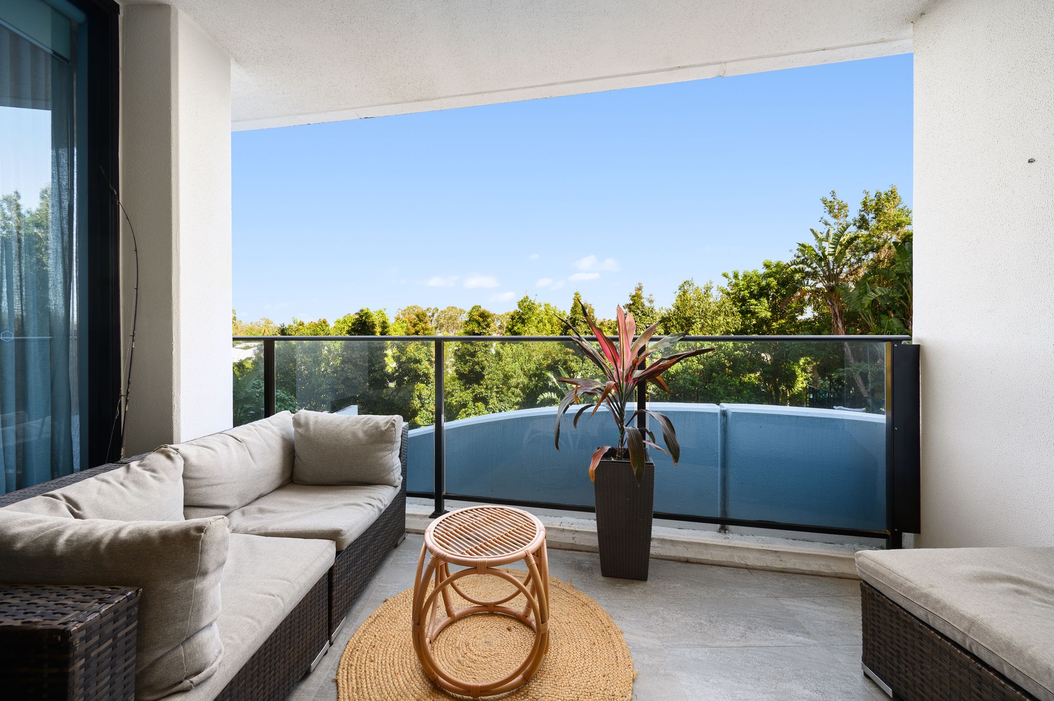 4210/5 Harbour Side Court, Biggera Waters, QLD 4216
