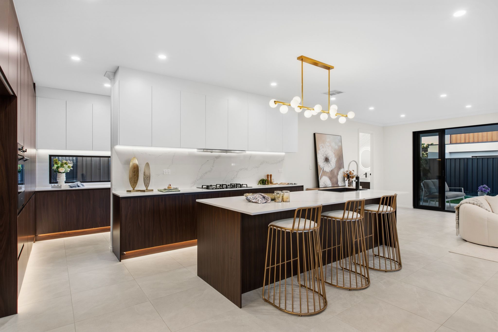 33 Shelley Street — photo 3 of 21