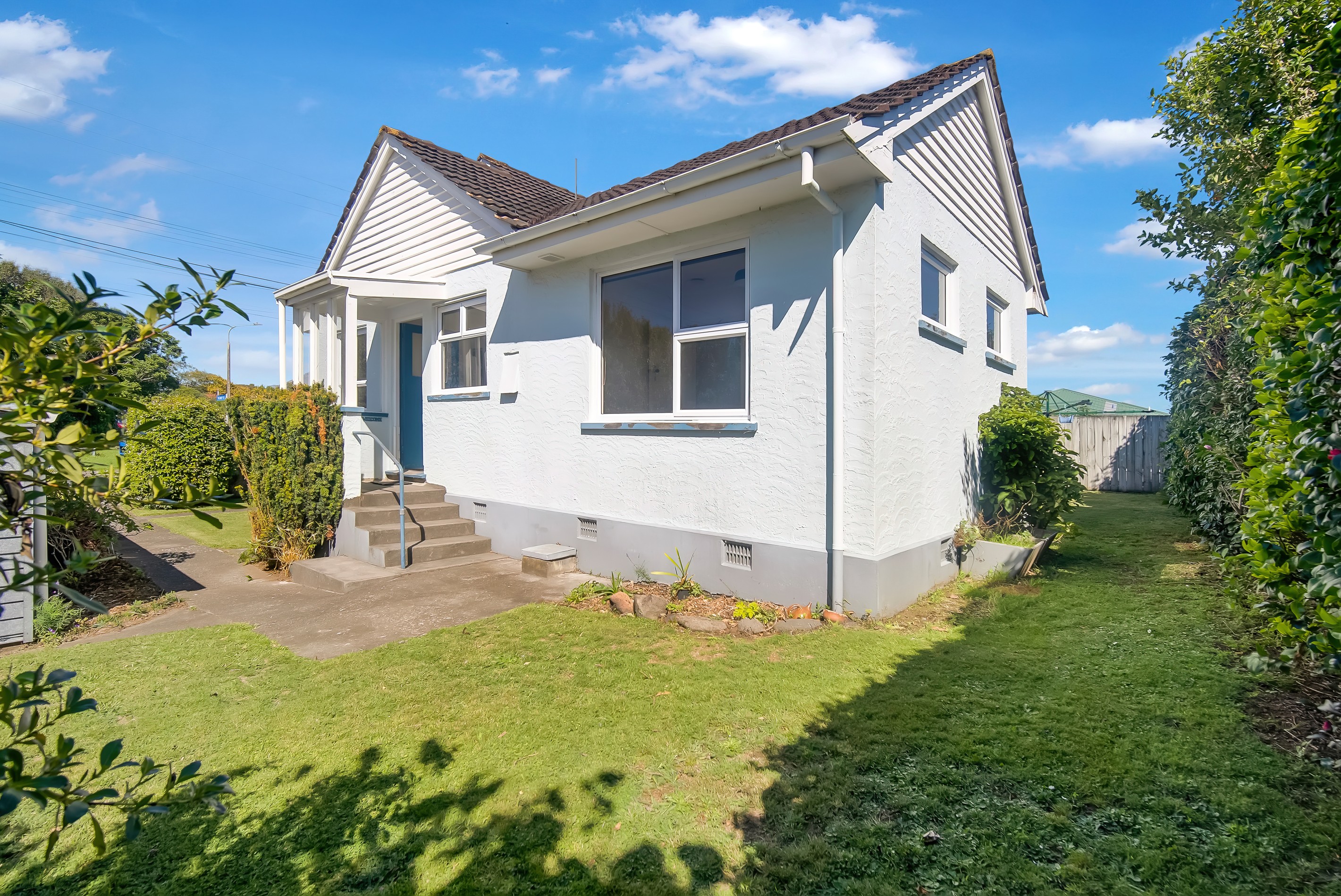 128 Clawton Street, Westown, New Plymouth District