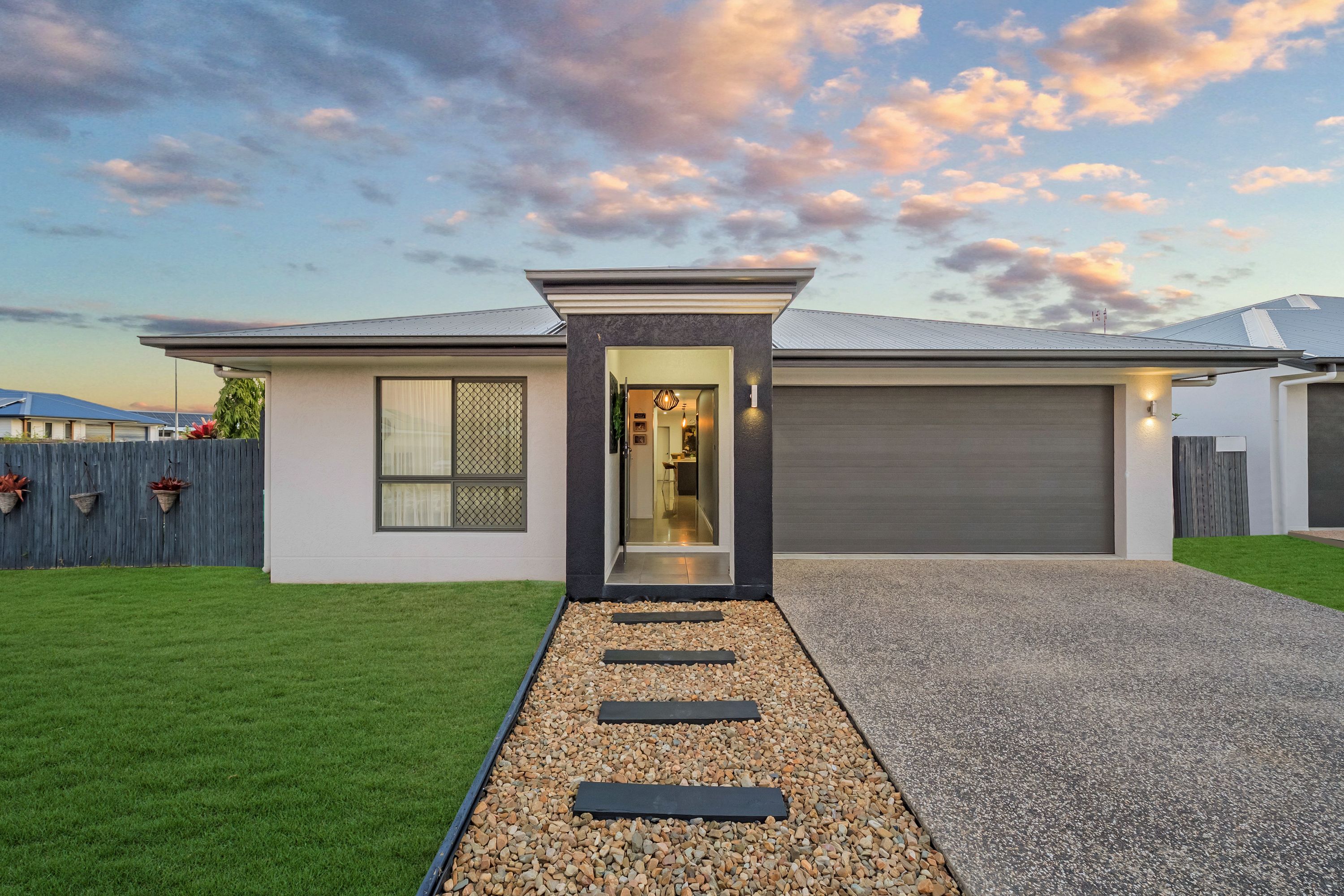 81 Fremont Street, Mount Low, QLD 4818
