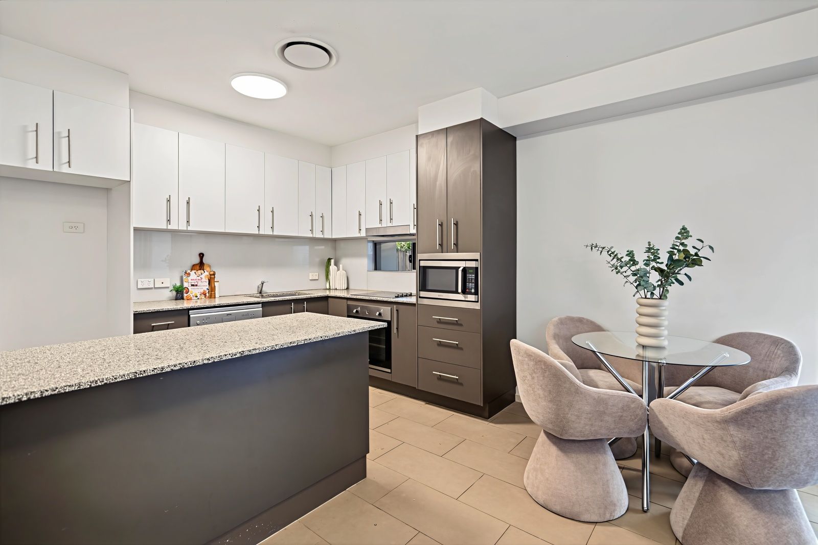 42a Wilton Terrace — photo 9 of 23