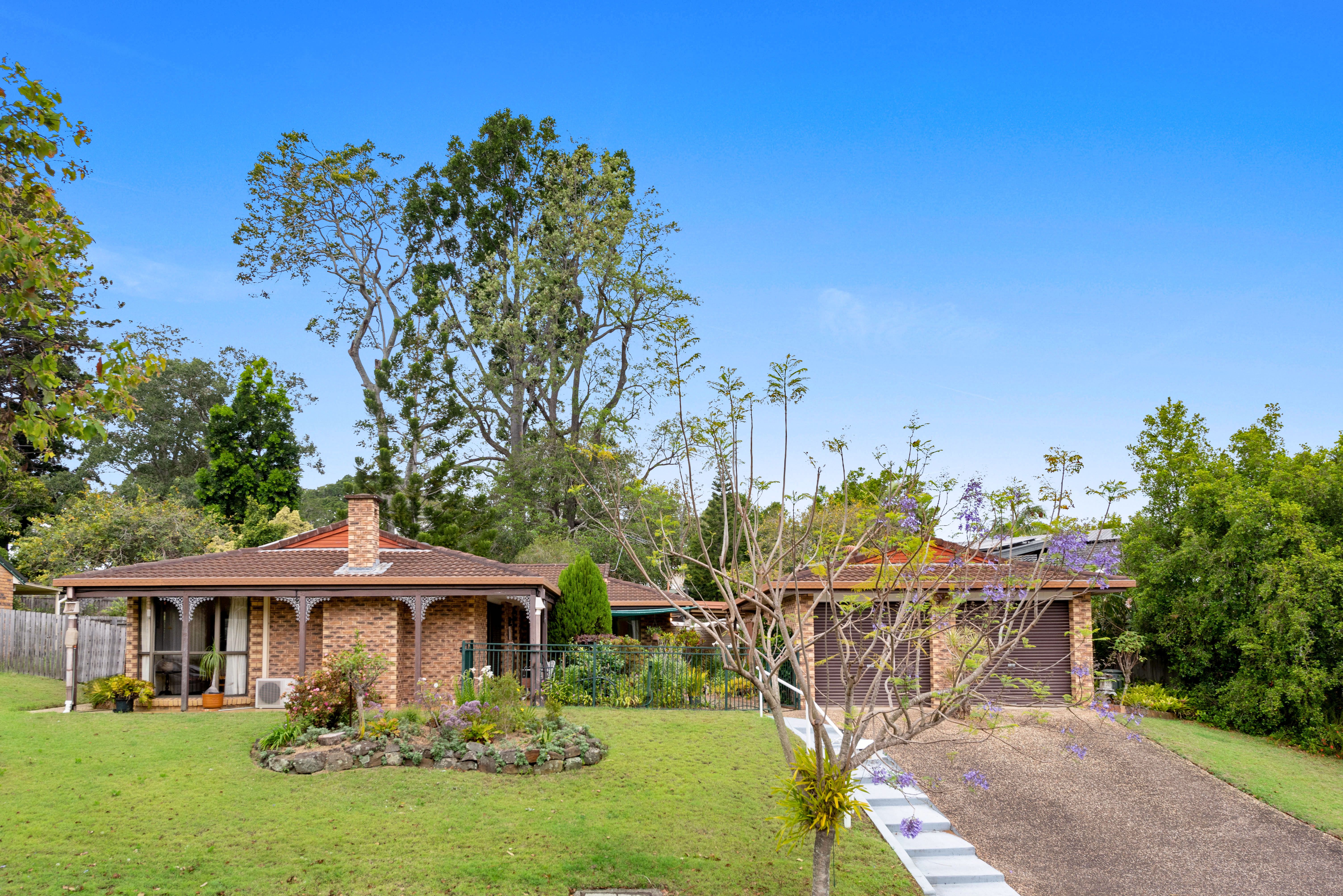 5 Powis Place, Carindale QLD 4152