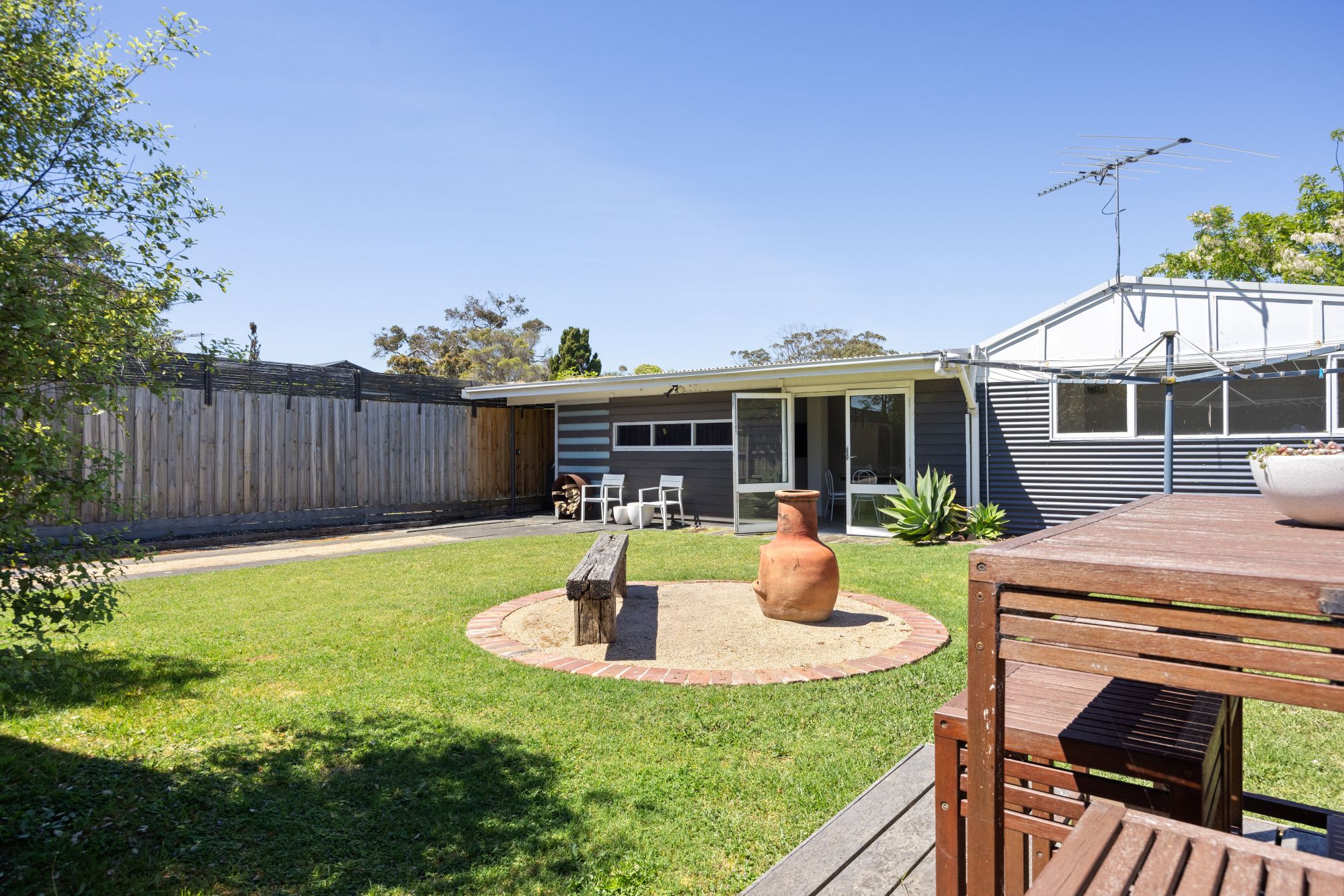 1847 Point Nepean Road — photo 23 of 30