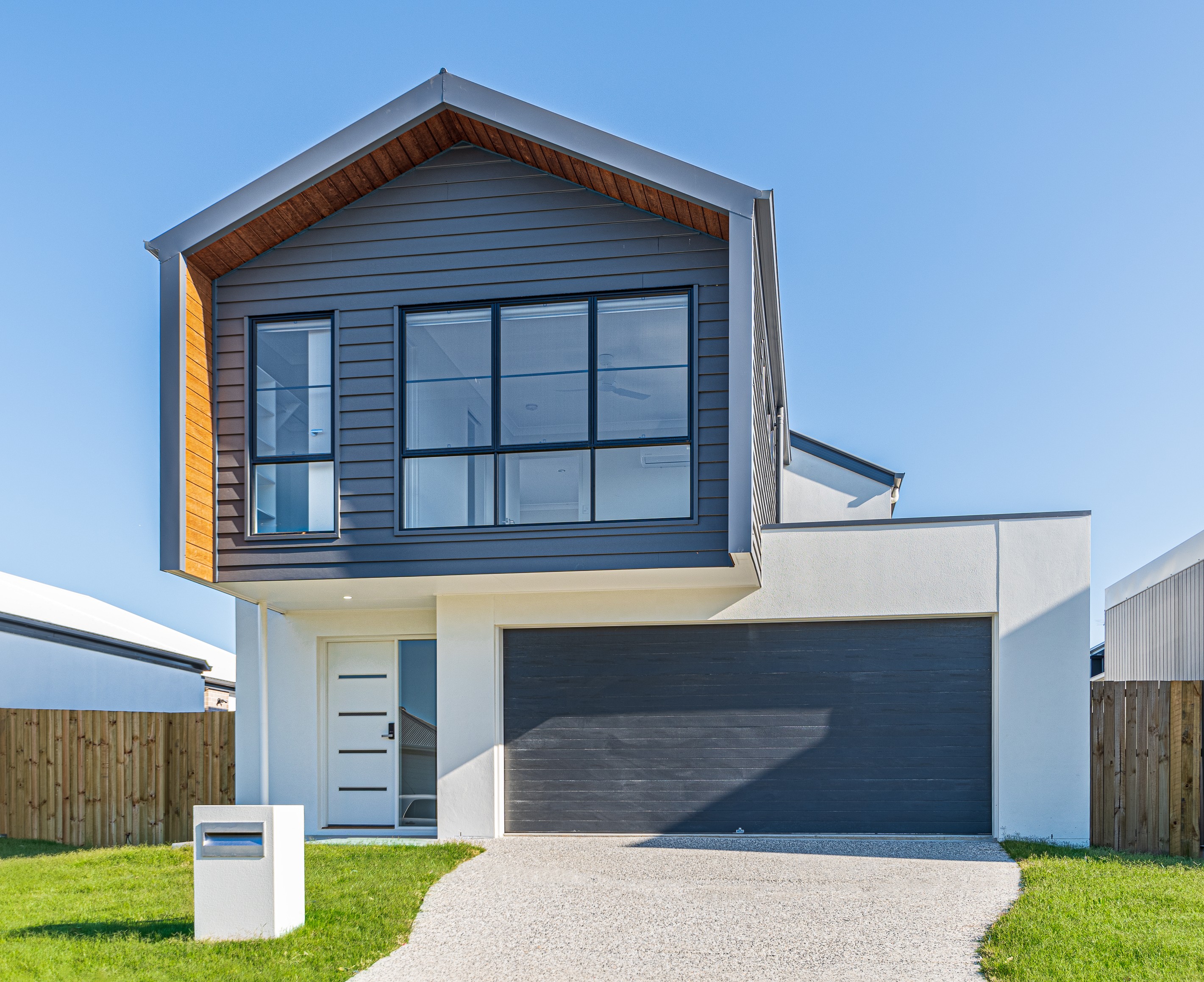 69 Lighthouse Esplanade, Newport, QLD 4020