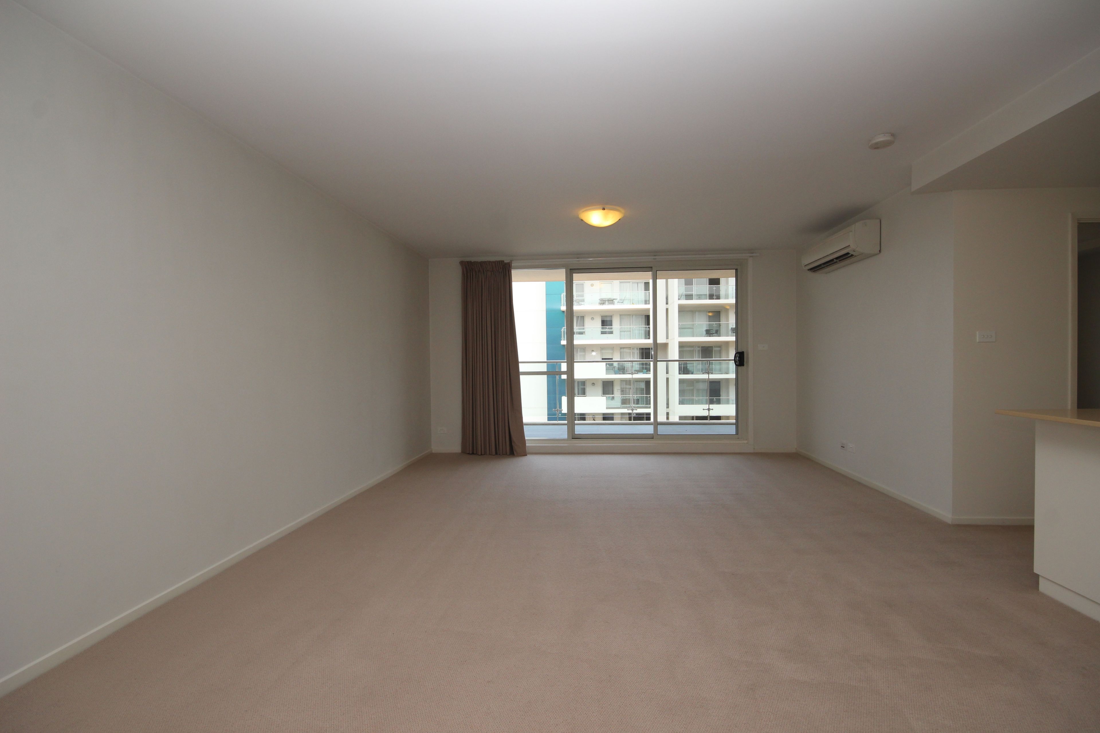 127/64 College Street, Belconnen, ACT 2617