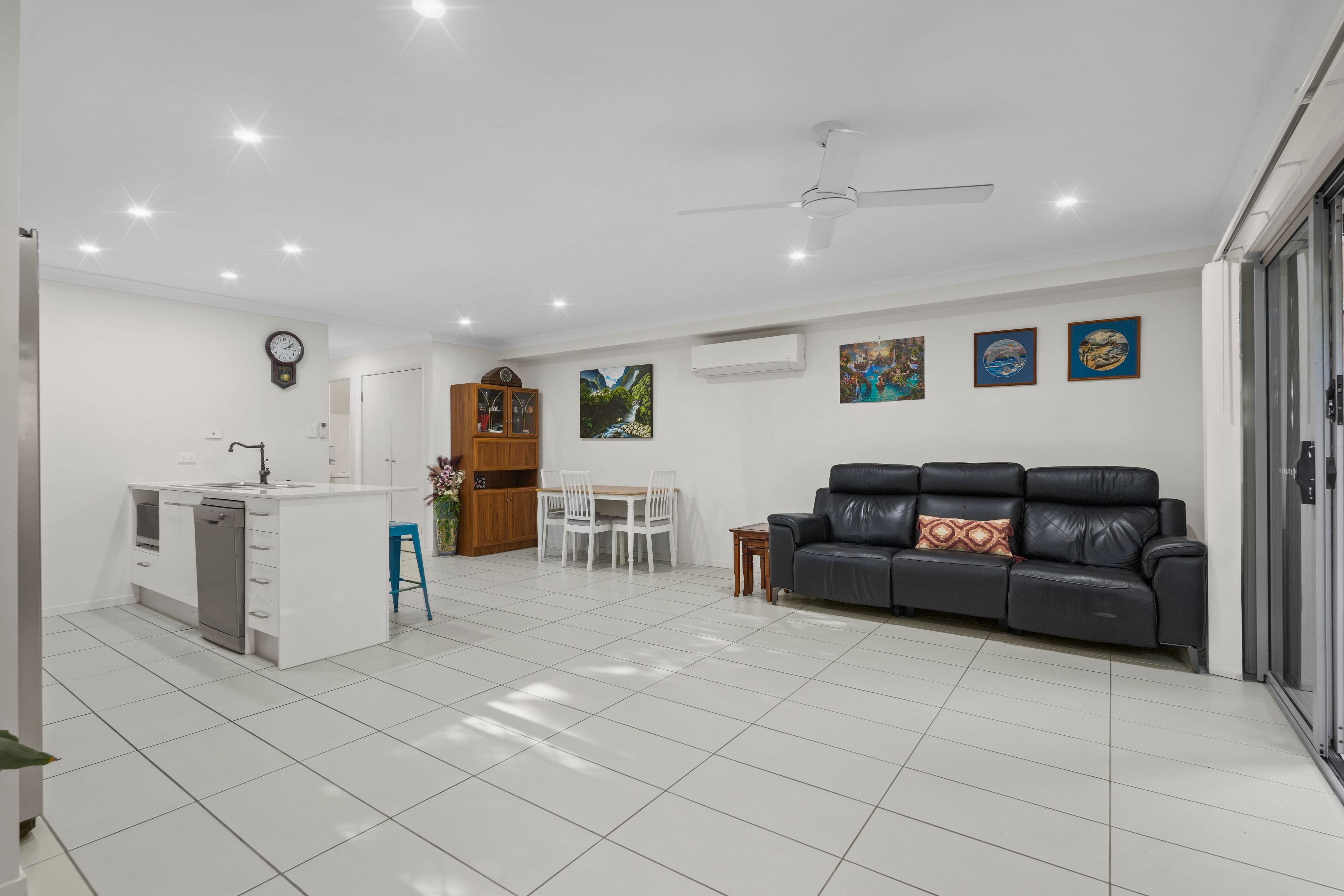 31/32 Warrill Street — photo 7 of 19