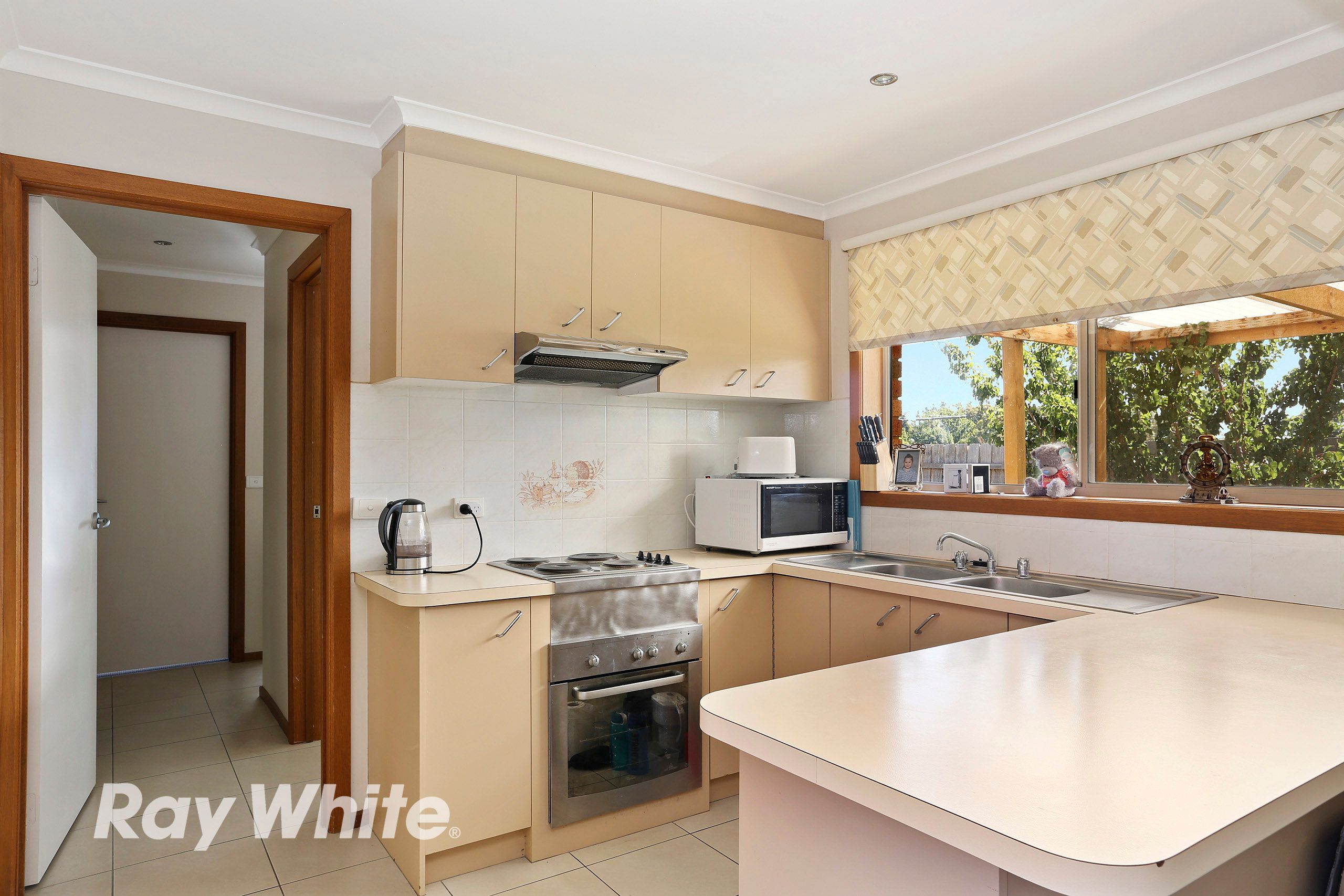 2/49 Cameron Crescent, Lara, VIC 3212