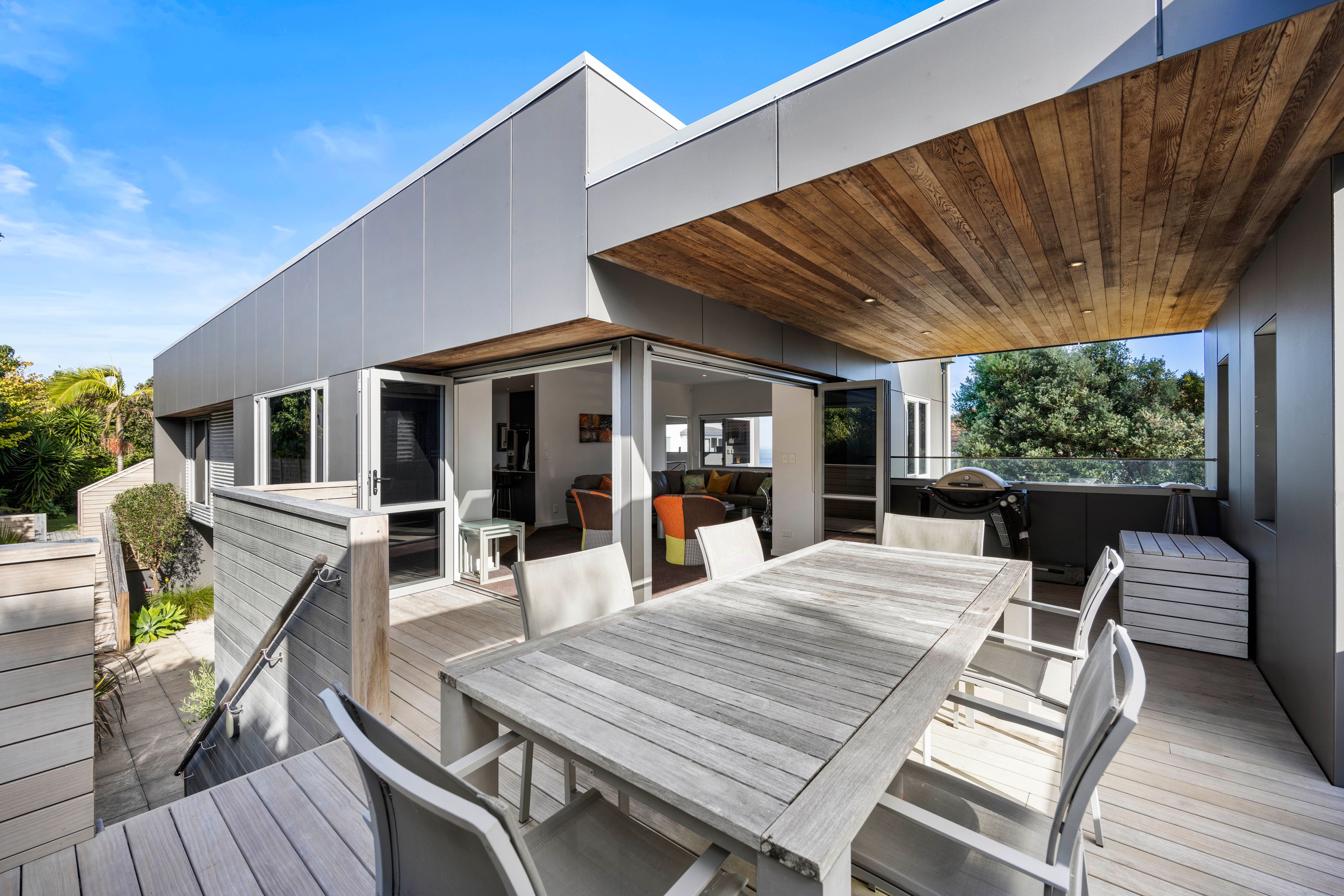 15 Gulf View Road, Murrays Bay, North Shore City 0630 House for Sale