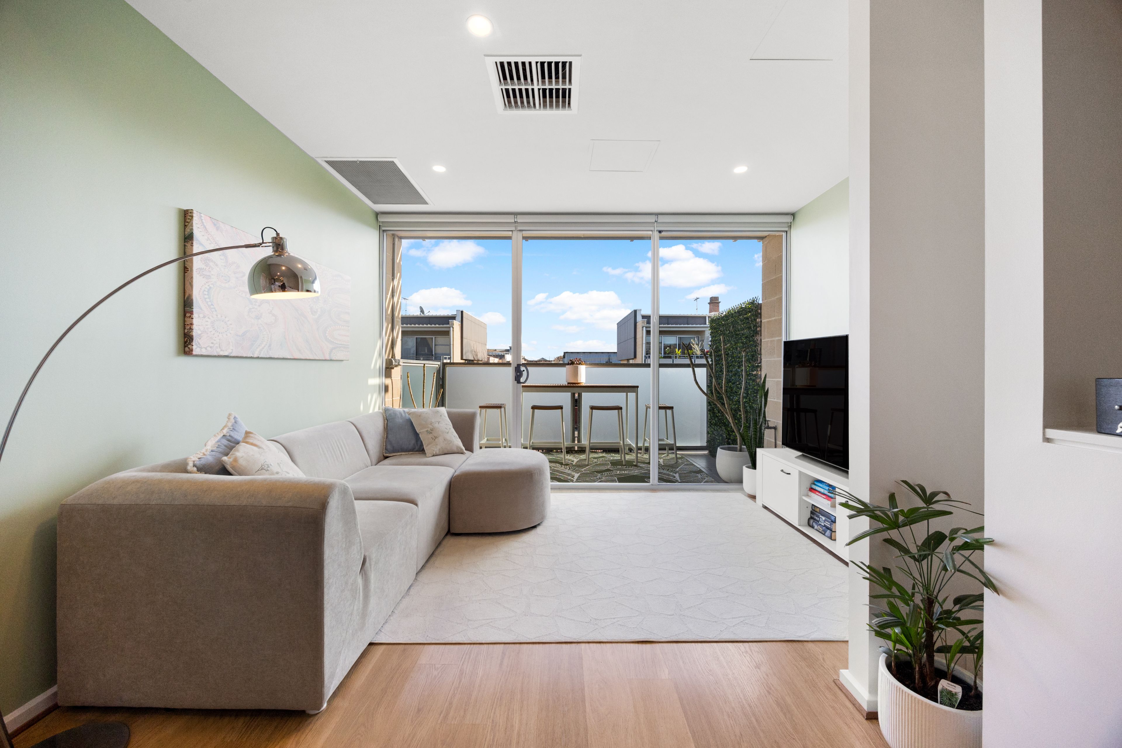 20 Godfrey Street — photo 3 of 16
