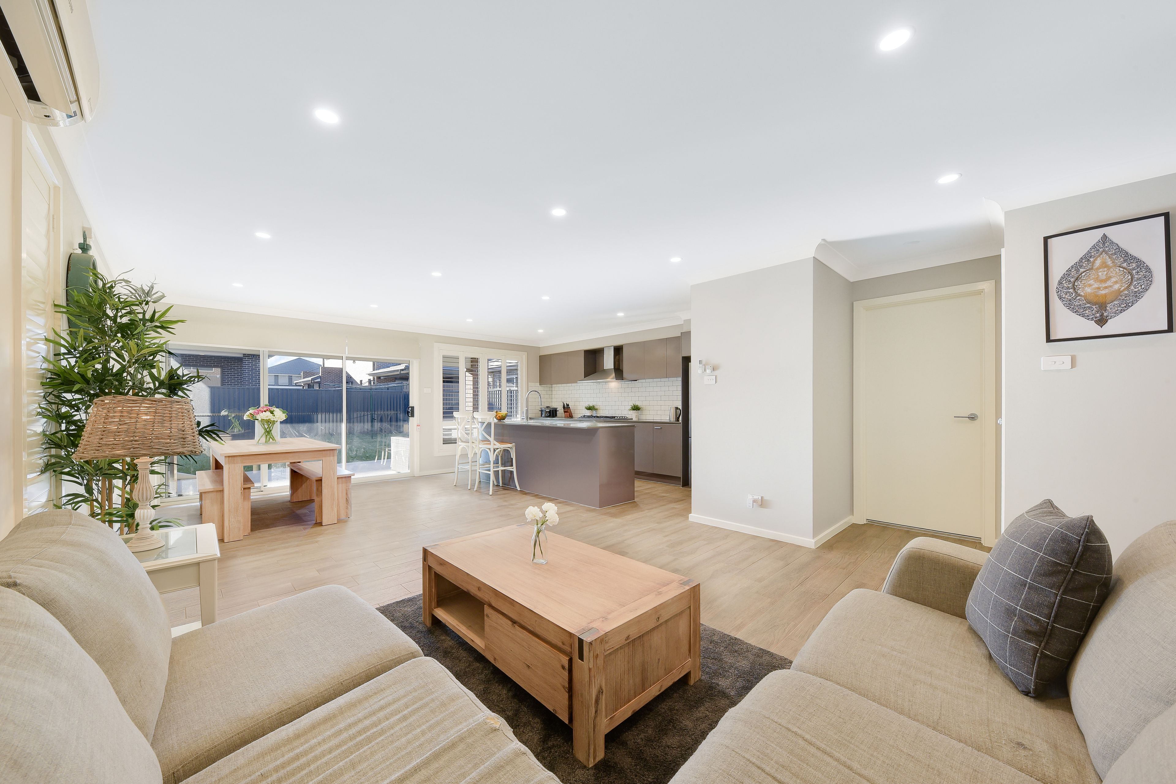 190 Willowdale Drive, Denham Court, NSW 2565