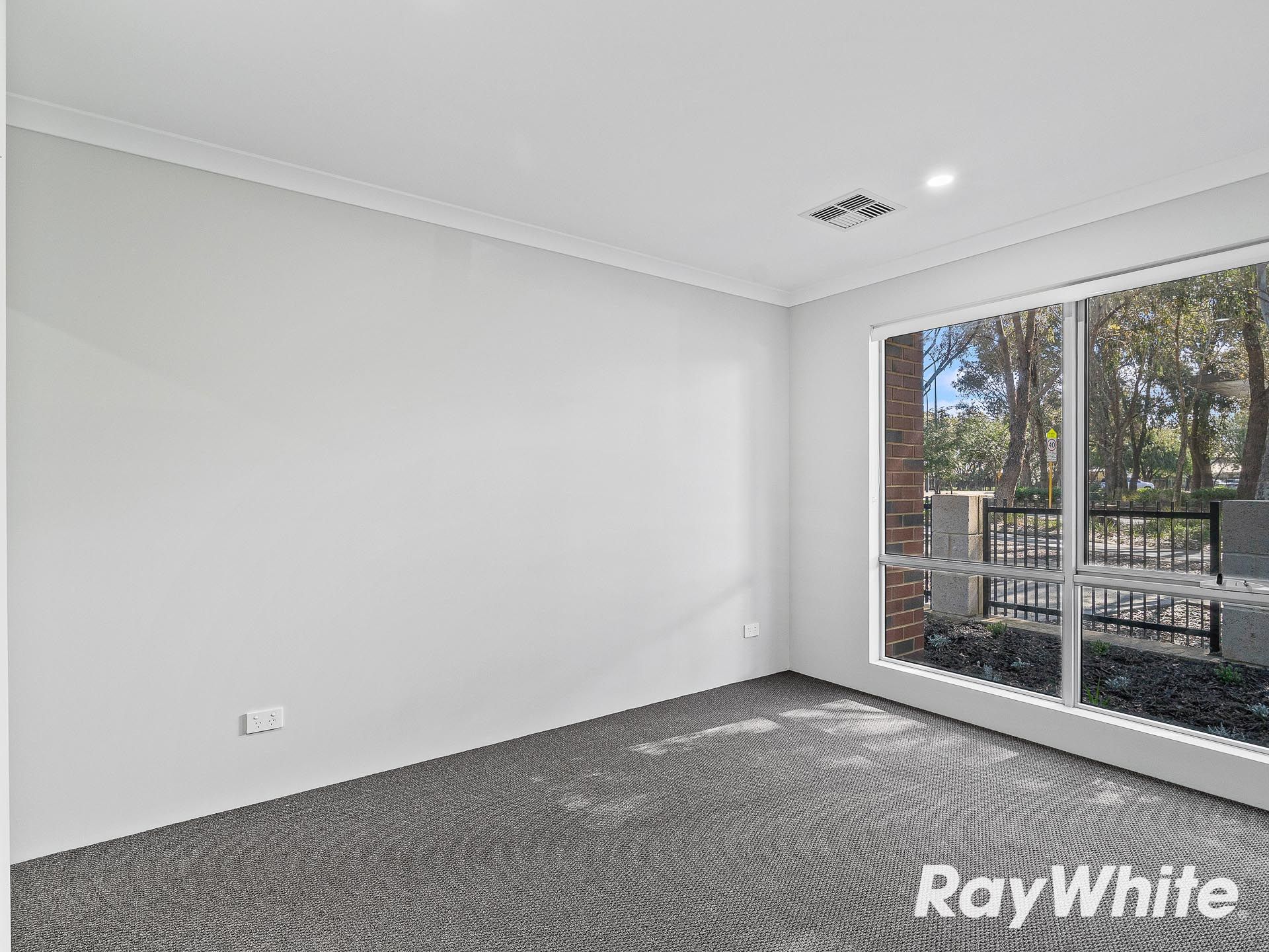 21 Ironstone Lane — photo 6 of 13