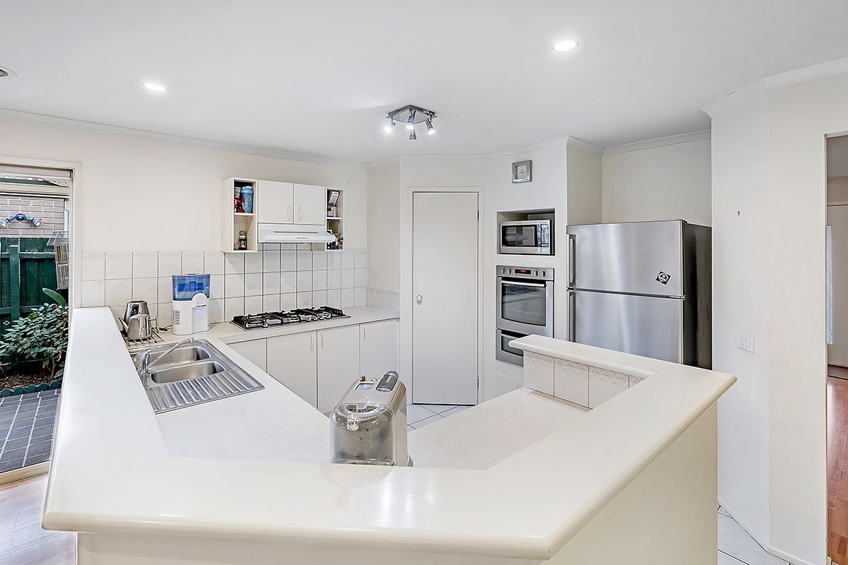 5 Gellion Place, Roxburgh Park, VIC 3064