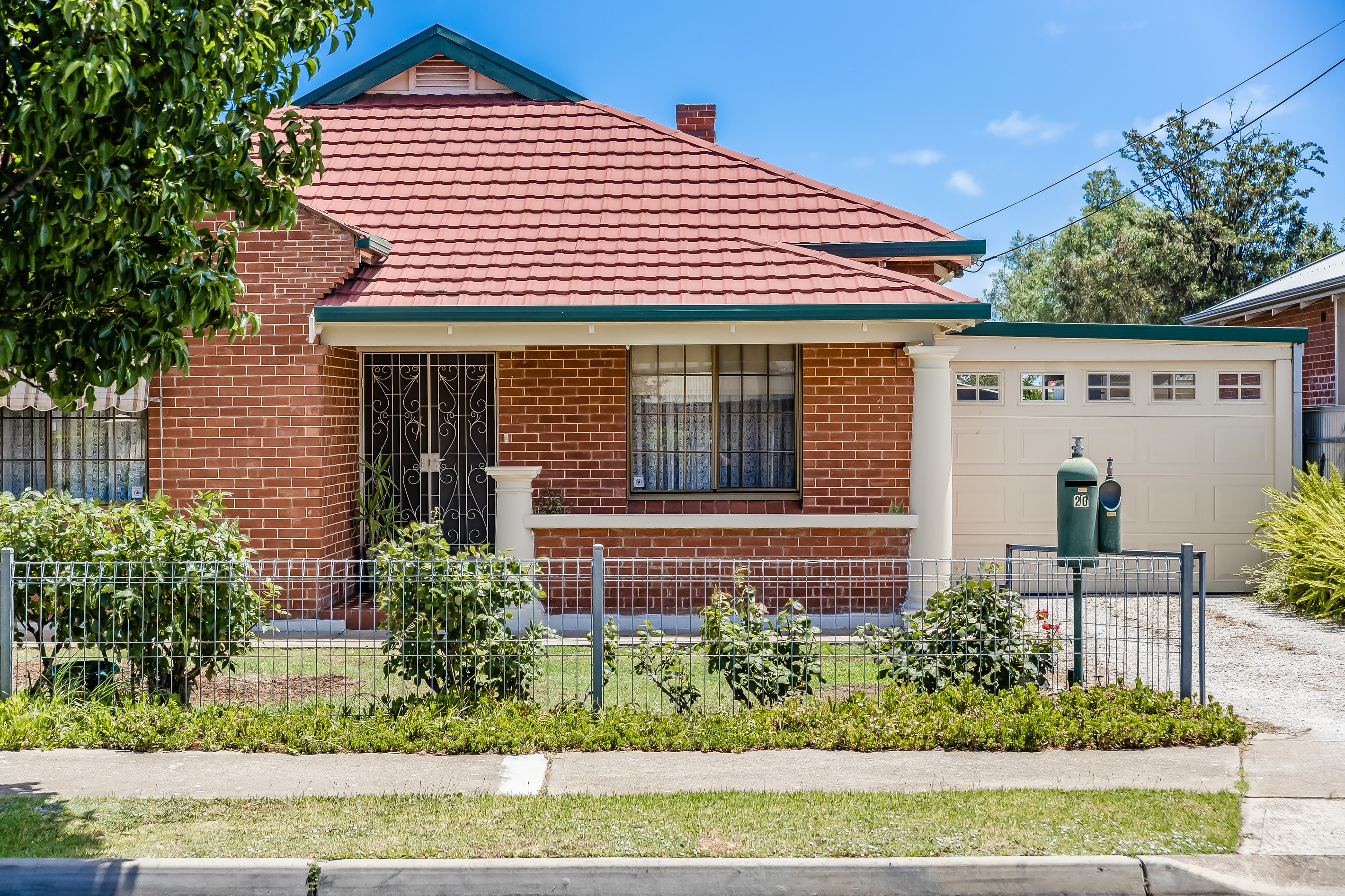 20 Ledger Road, Woodville South, SA 5011