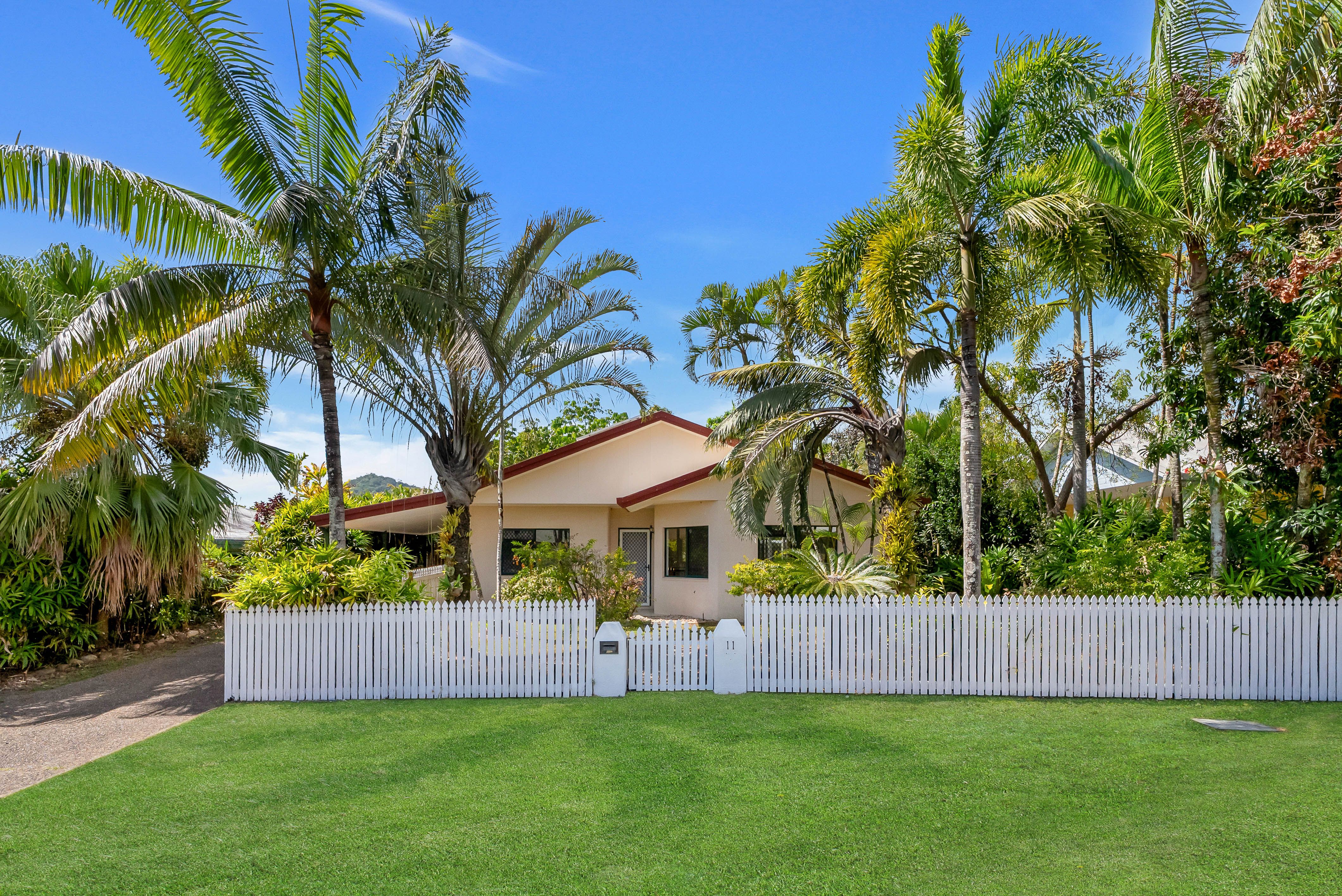 11 Dolphin Close — photo from Ray White Cairns