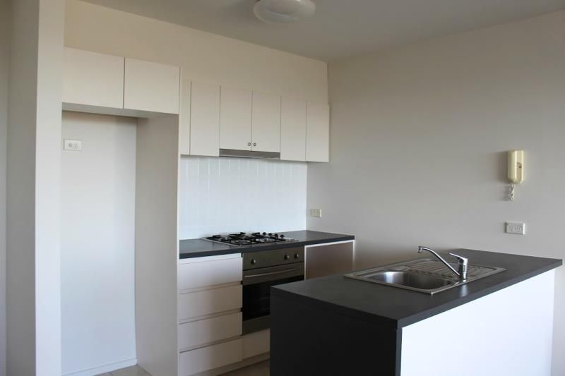 709/70 Speakmen Street, Kensington, VIC 3031