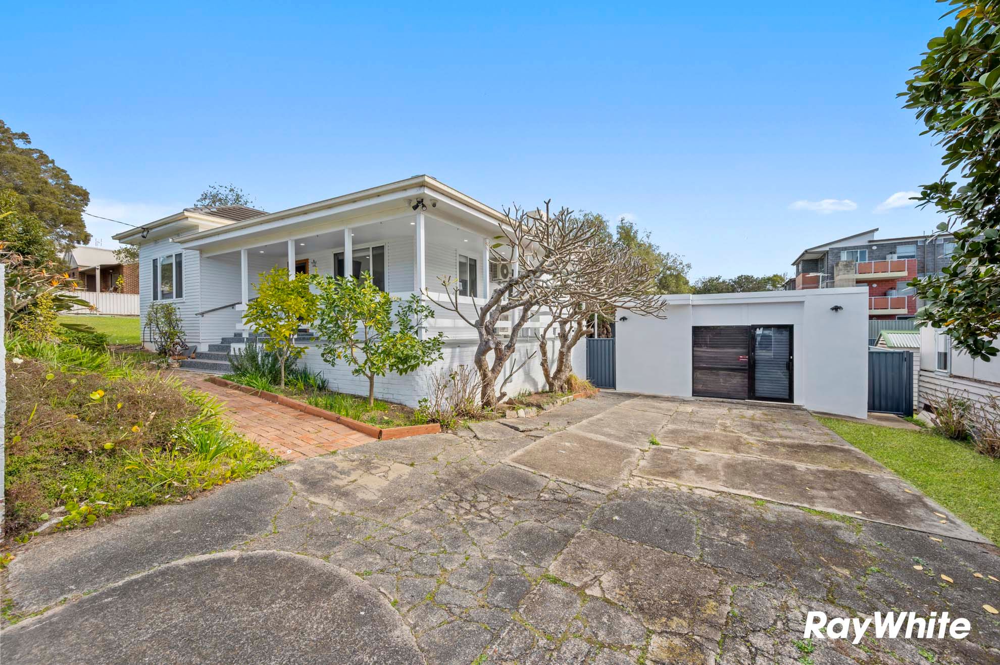 46-48 Orient Street — photo 15 of 30