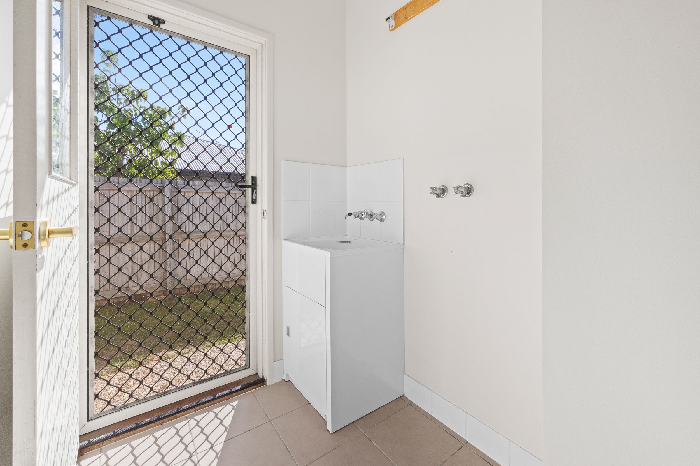 16 Iris Court — photo 16 of 20