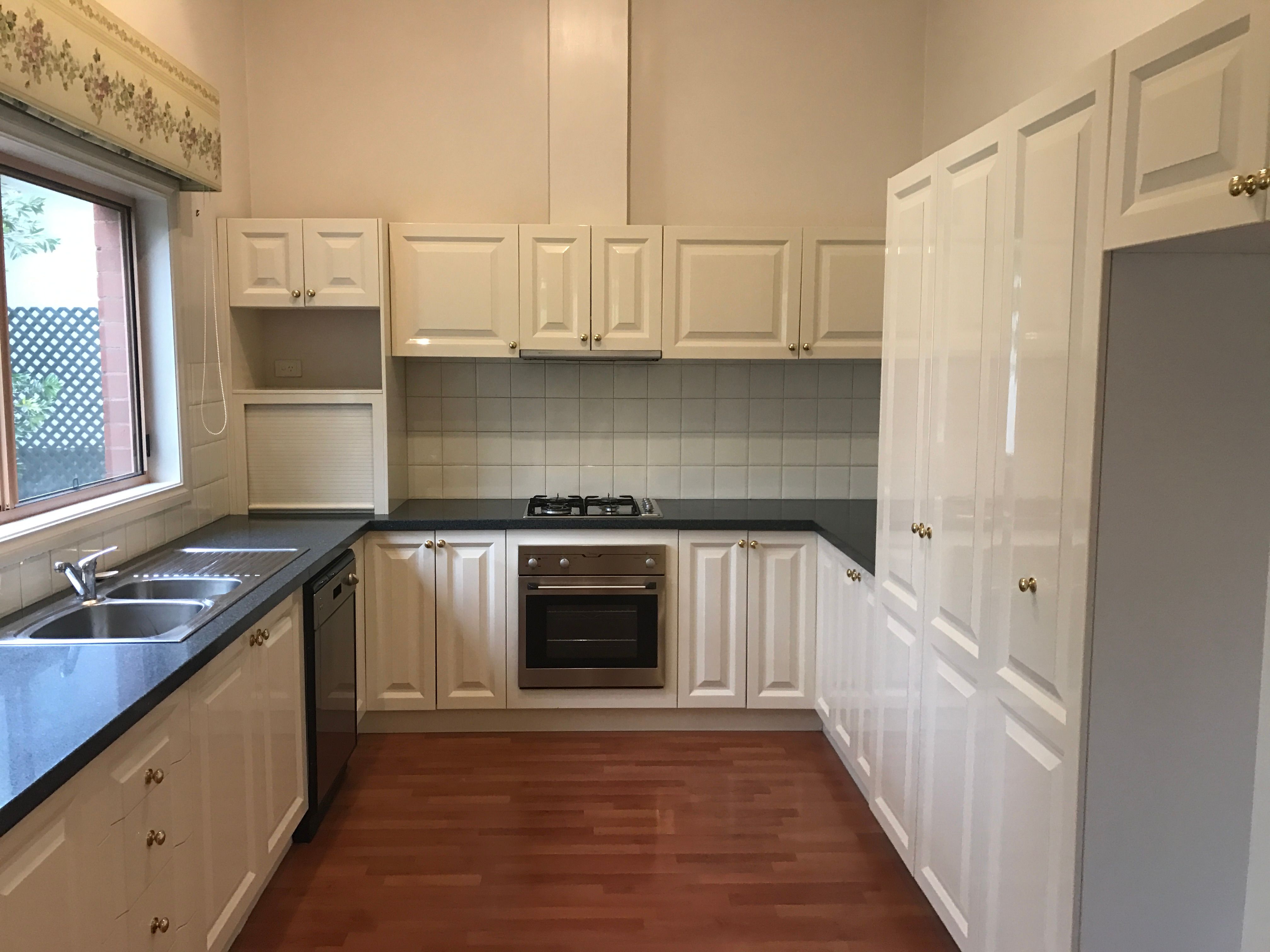 66 The Esplanade, Wagga Wagga, NSW 2650
