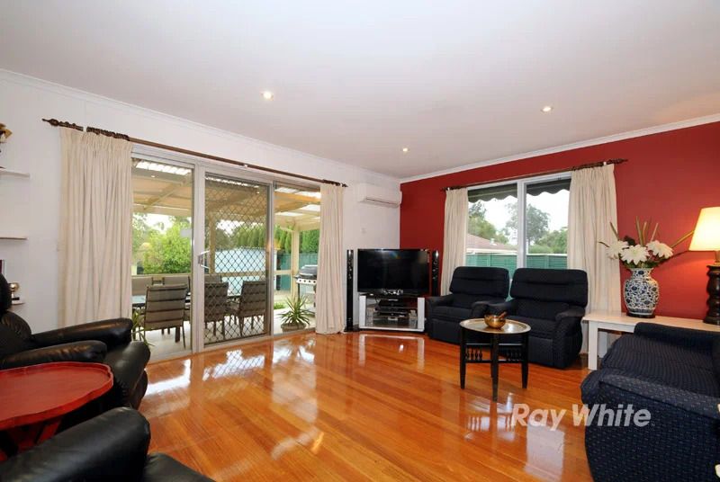 60 Fonteyn Drive — photo 4 of 7