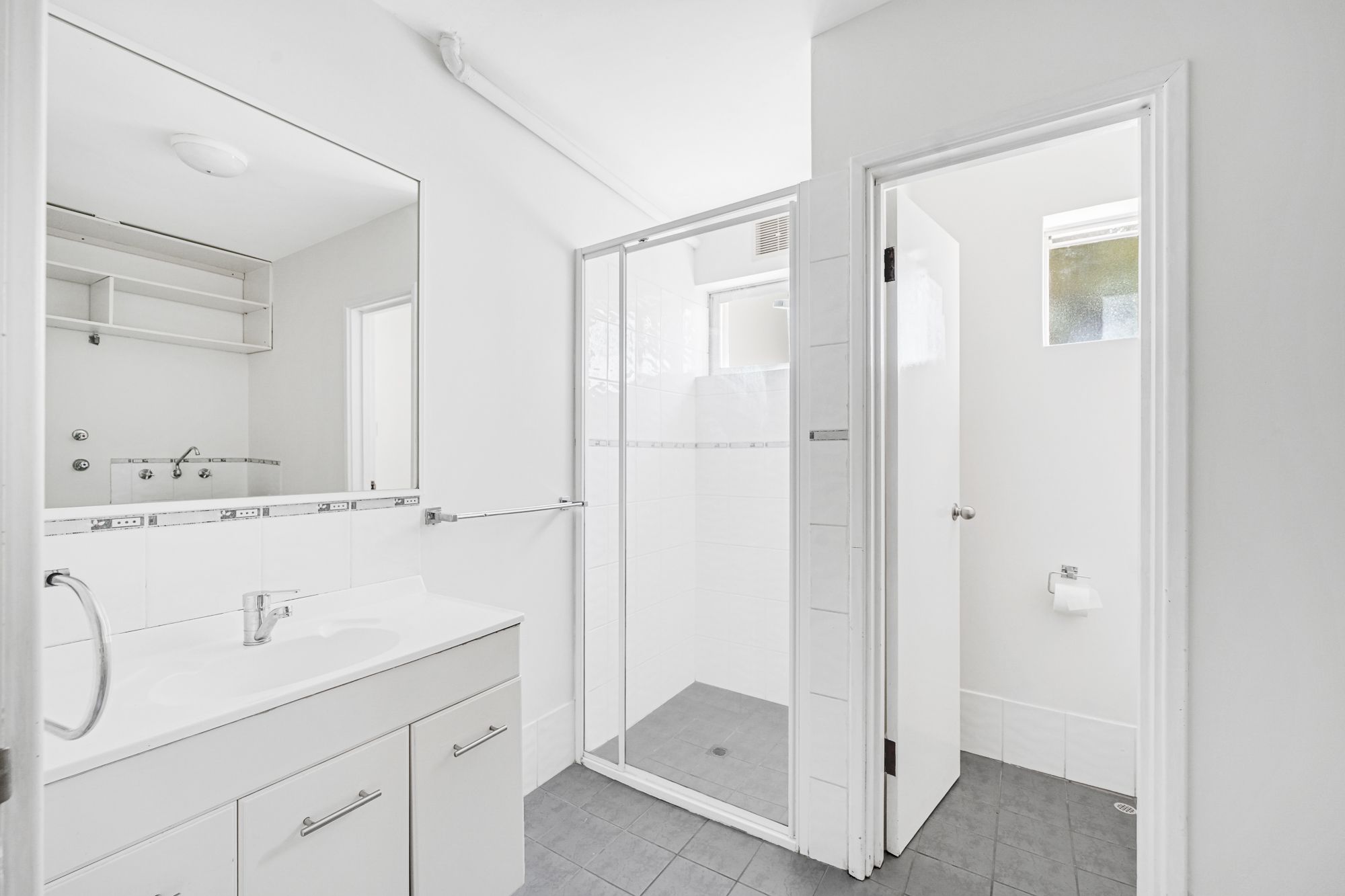 2/122 Albert Street — photo 7 of 13