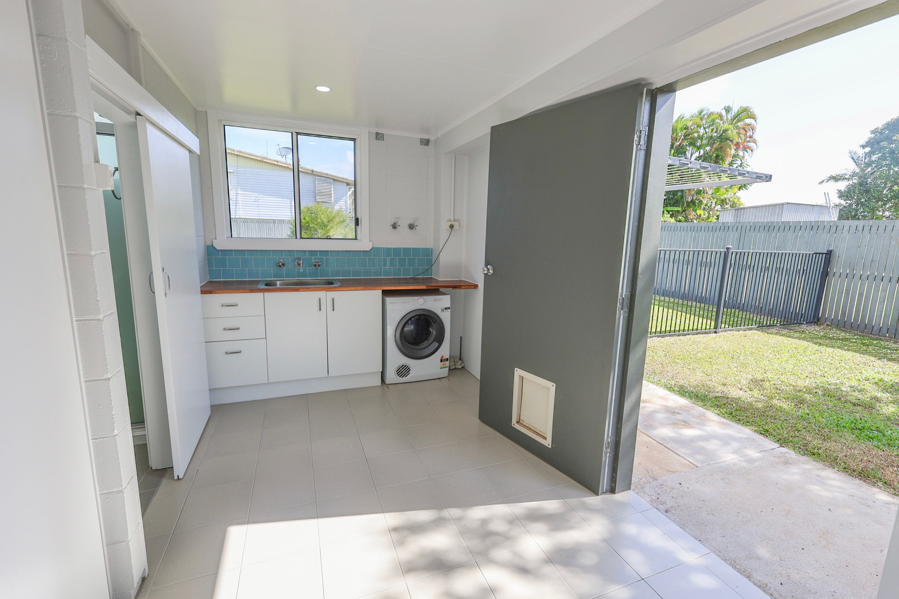 29 Dickson Street — photo 16 of 26