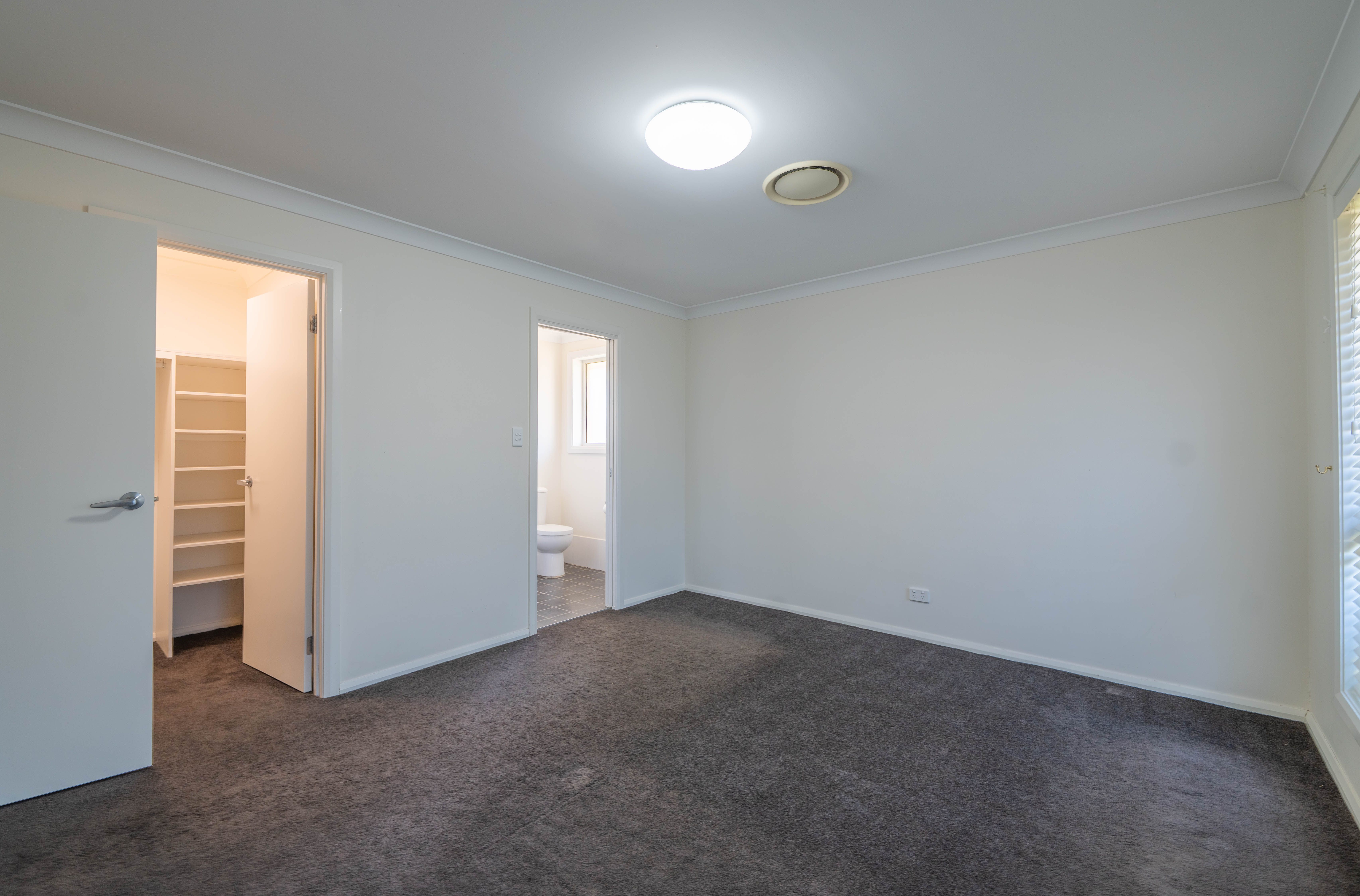 8 Yasmine Court — photo 8 of 20