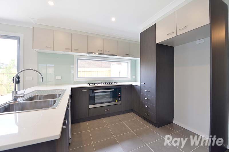 4/7 Coorie Avenue, Bayswater, VIC 3153