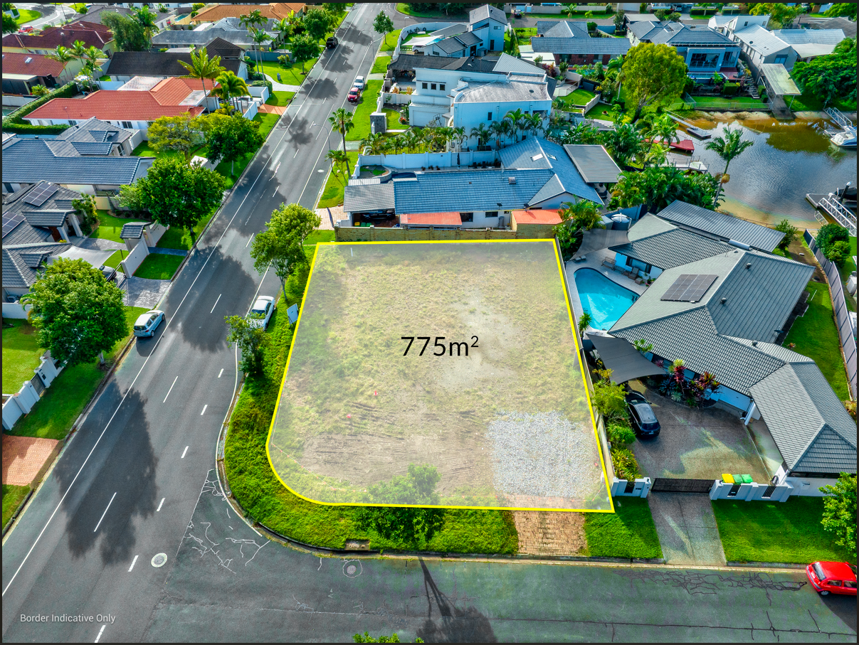 2 Montrose Court, Benowa Waters, QLD 4217